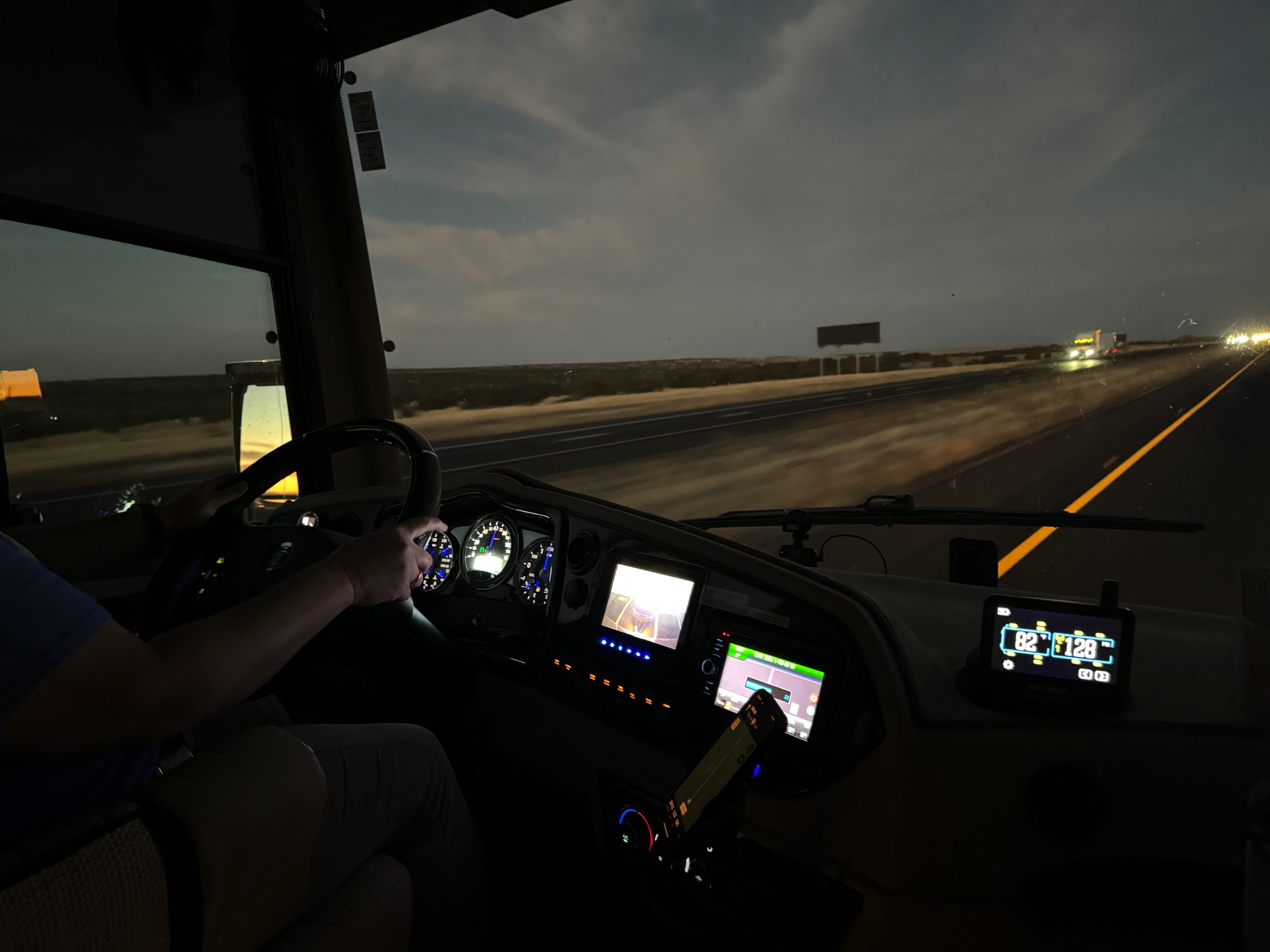 Travel from Moriarty to Tucumcari, New Mexico