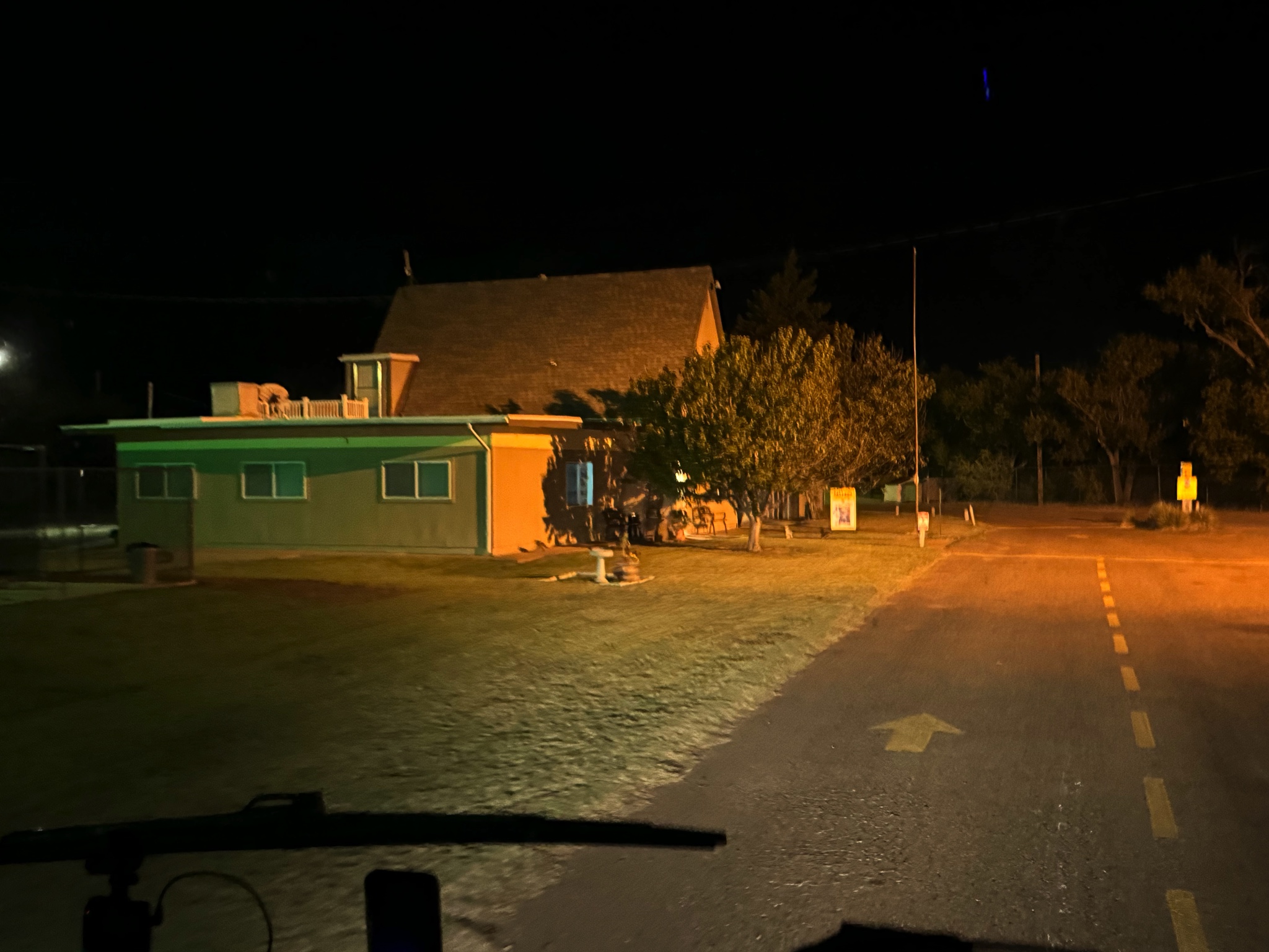 Travel from Moriarty to Tucumcari, New Mexico