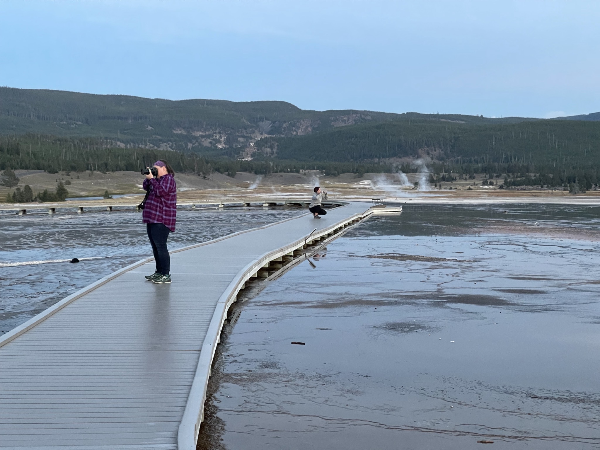 Jenn and Eliza on the boardwalk