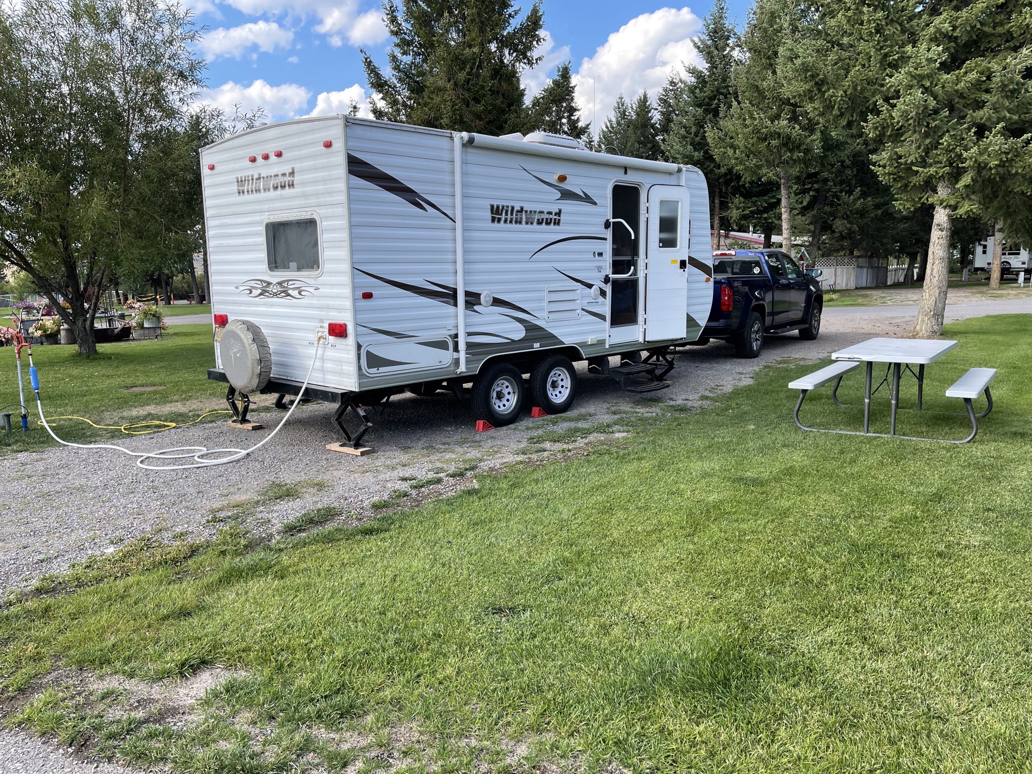 Trailer and truck