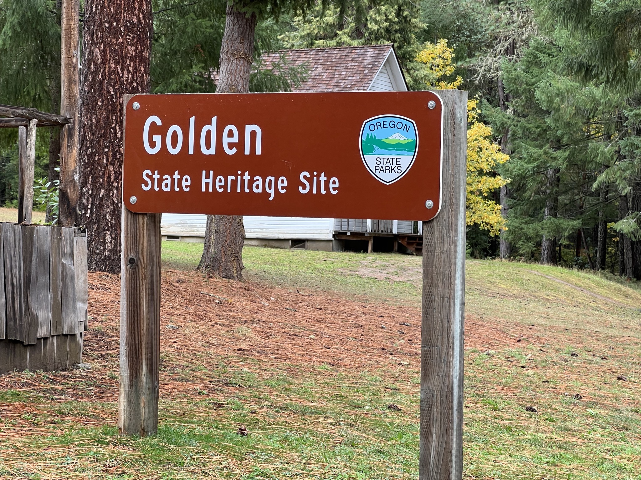 Golden sign