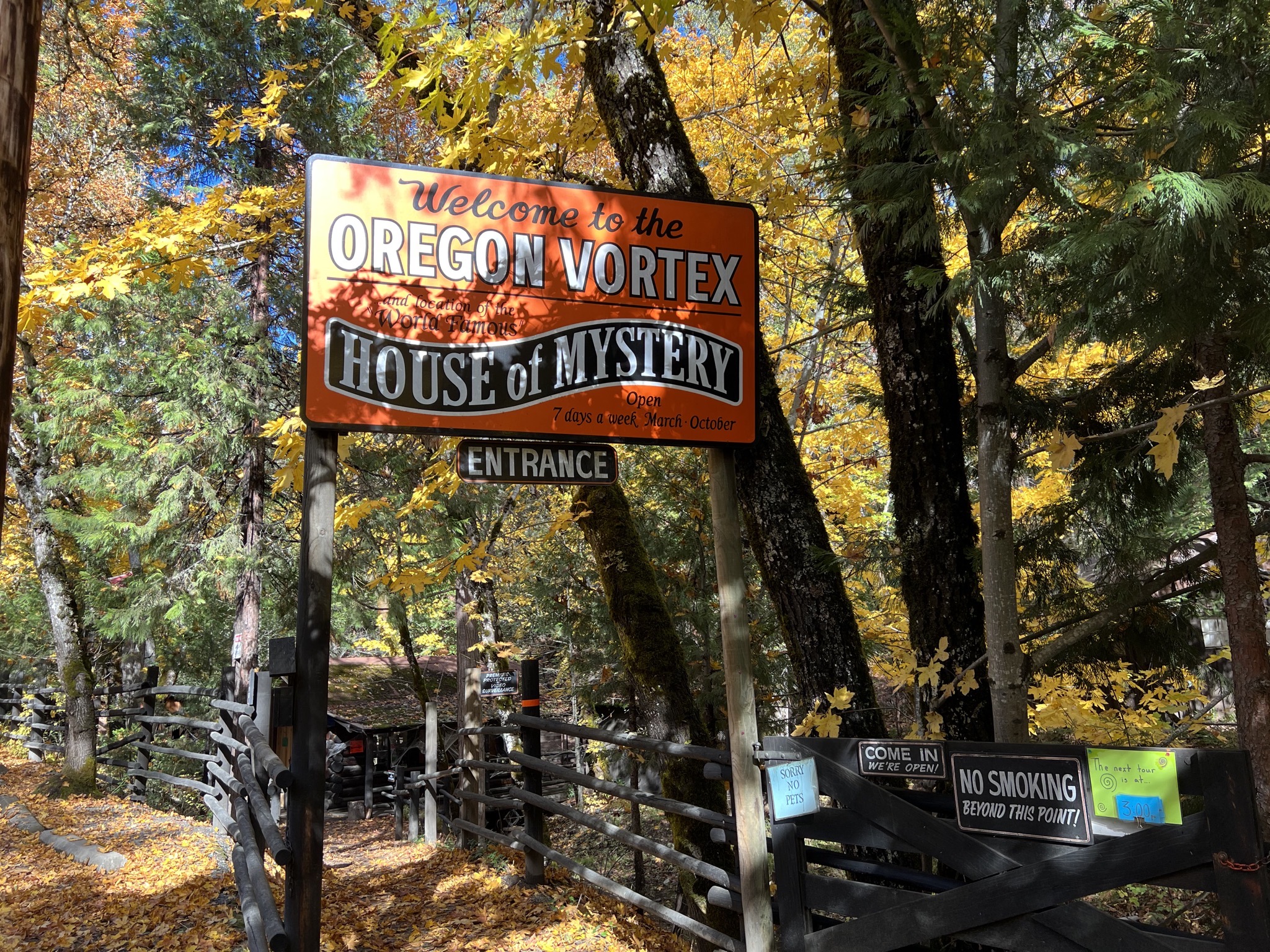 Oregon Vortex entrance