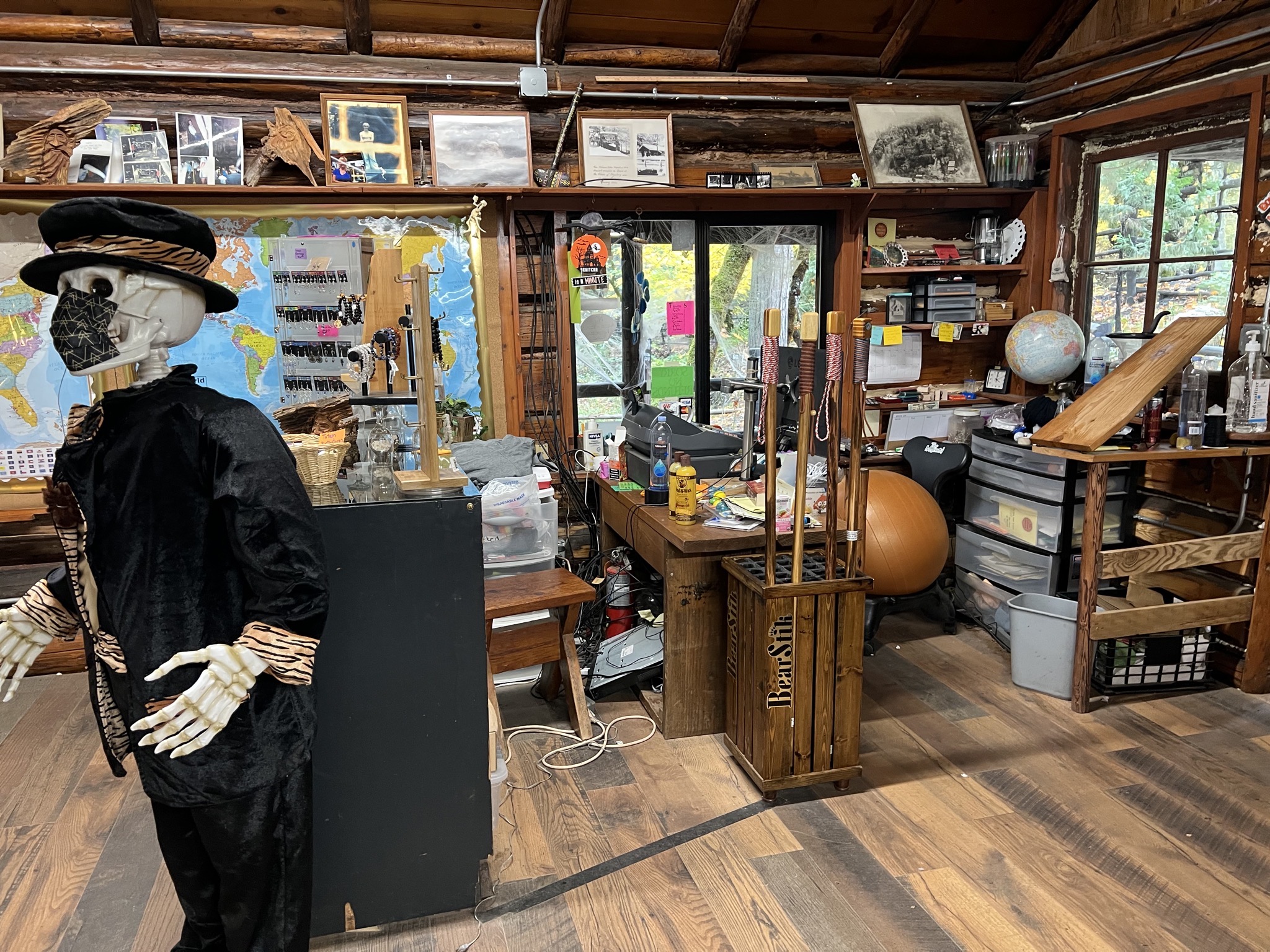 Gift store