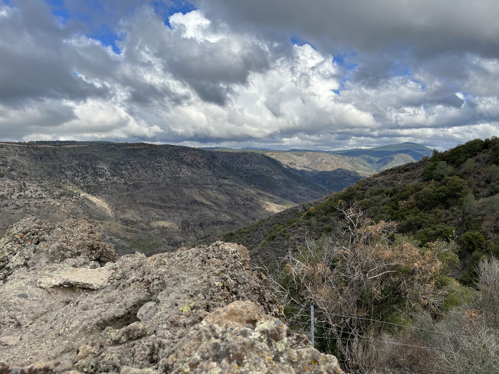 Viewpoint on way to Lassen