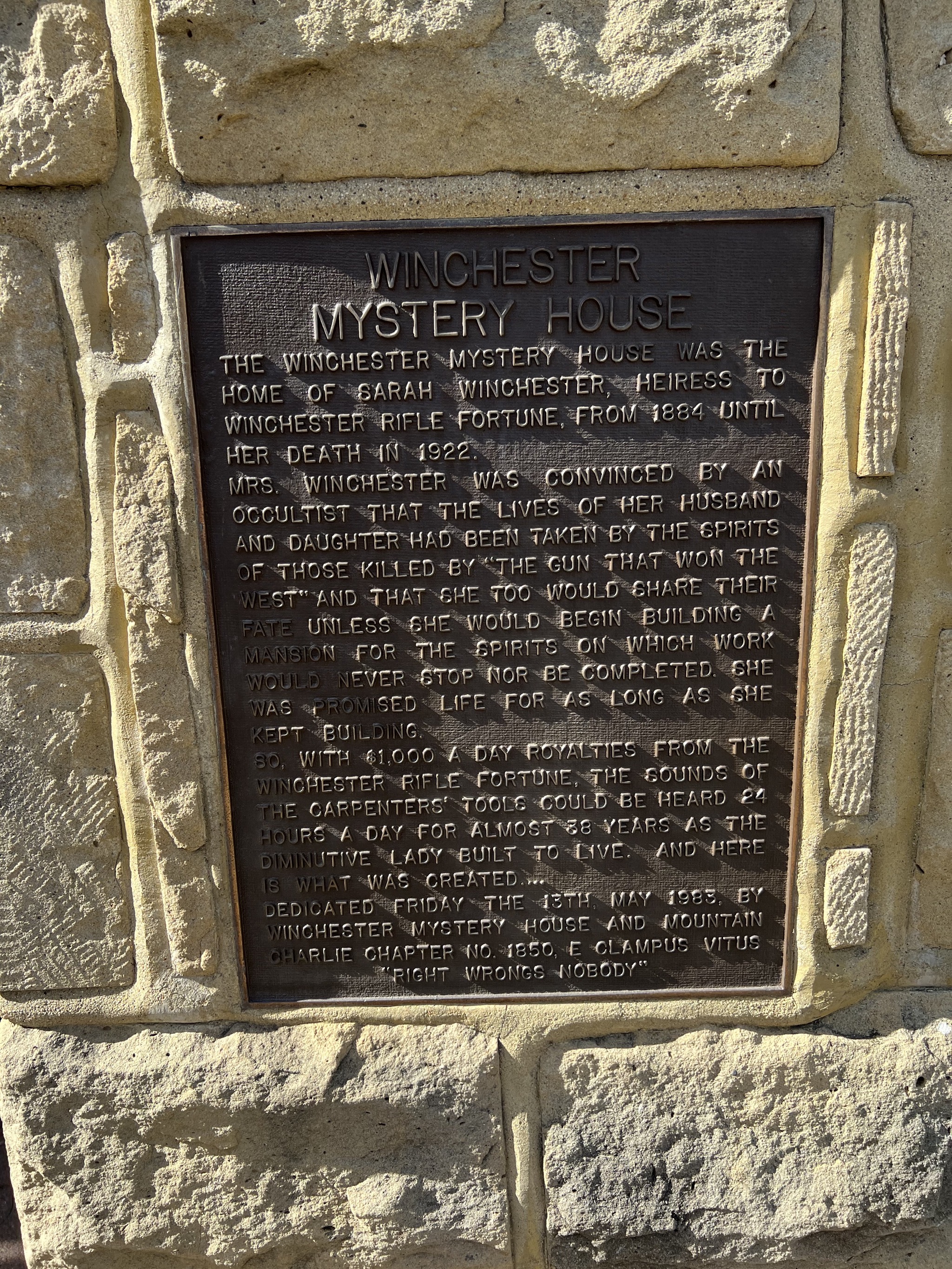 Info plaque