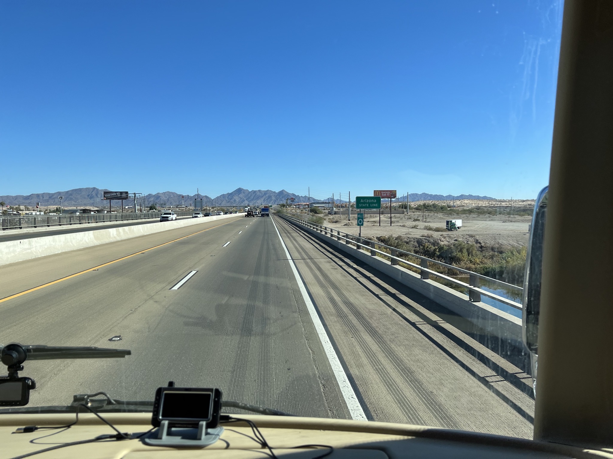 Arizona state line