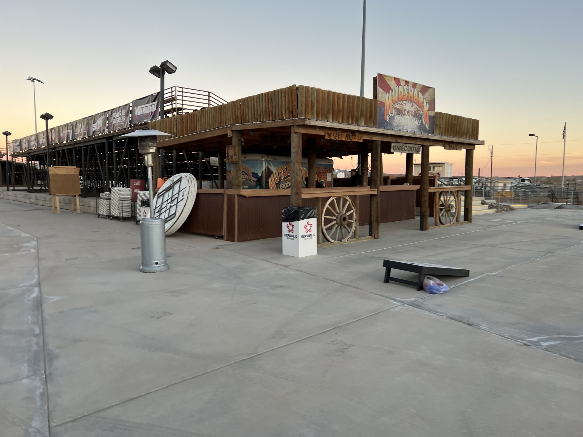 Bar