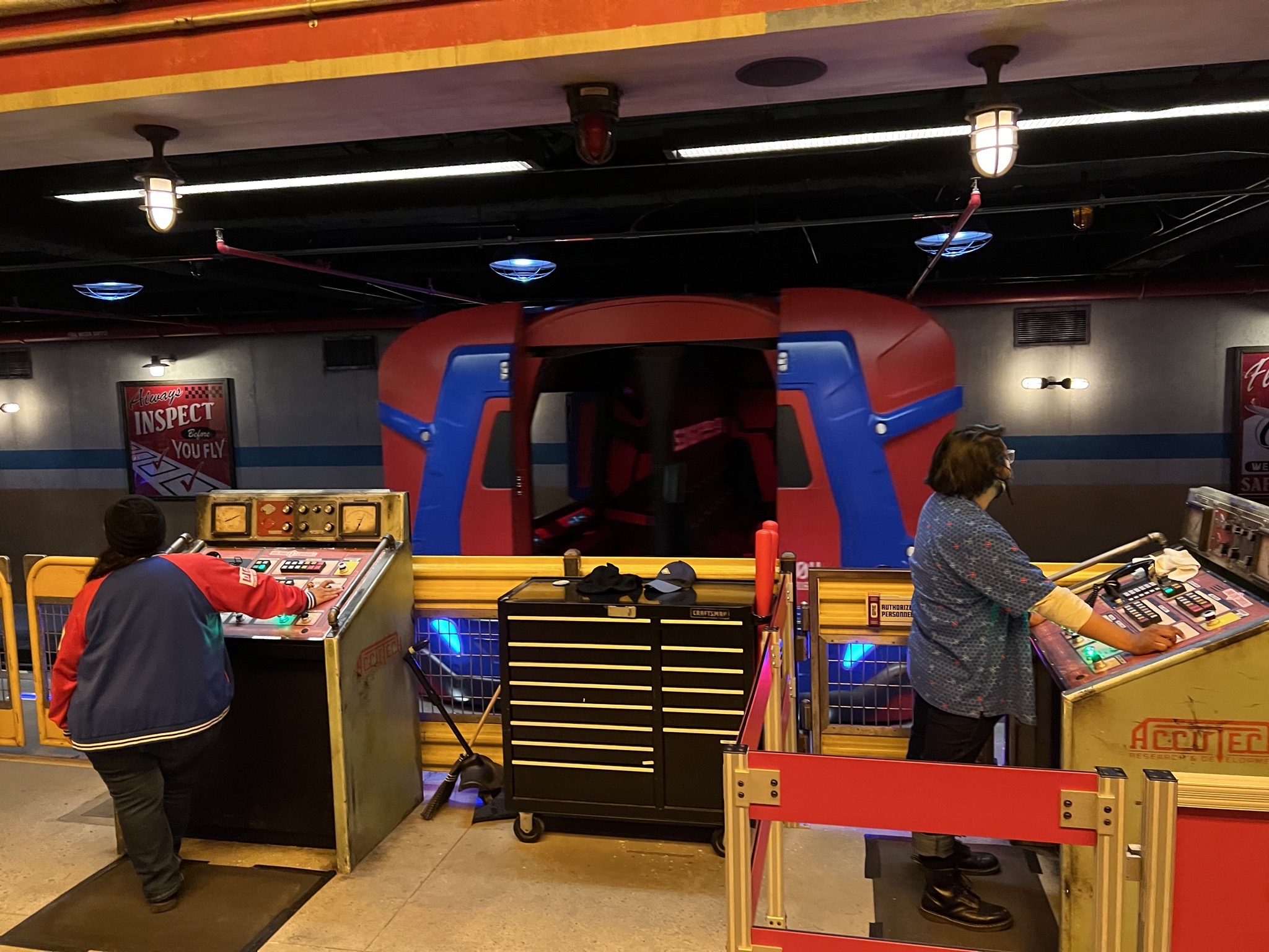 Web Slingers ride