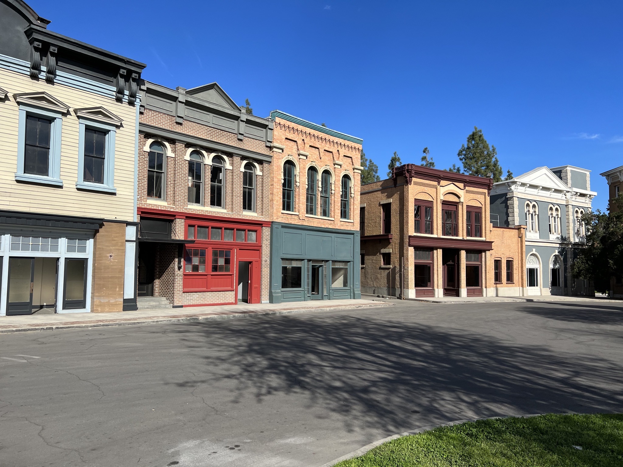Back lot