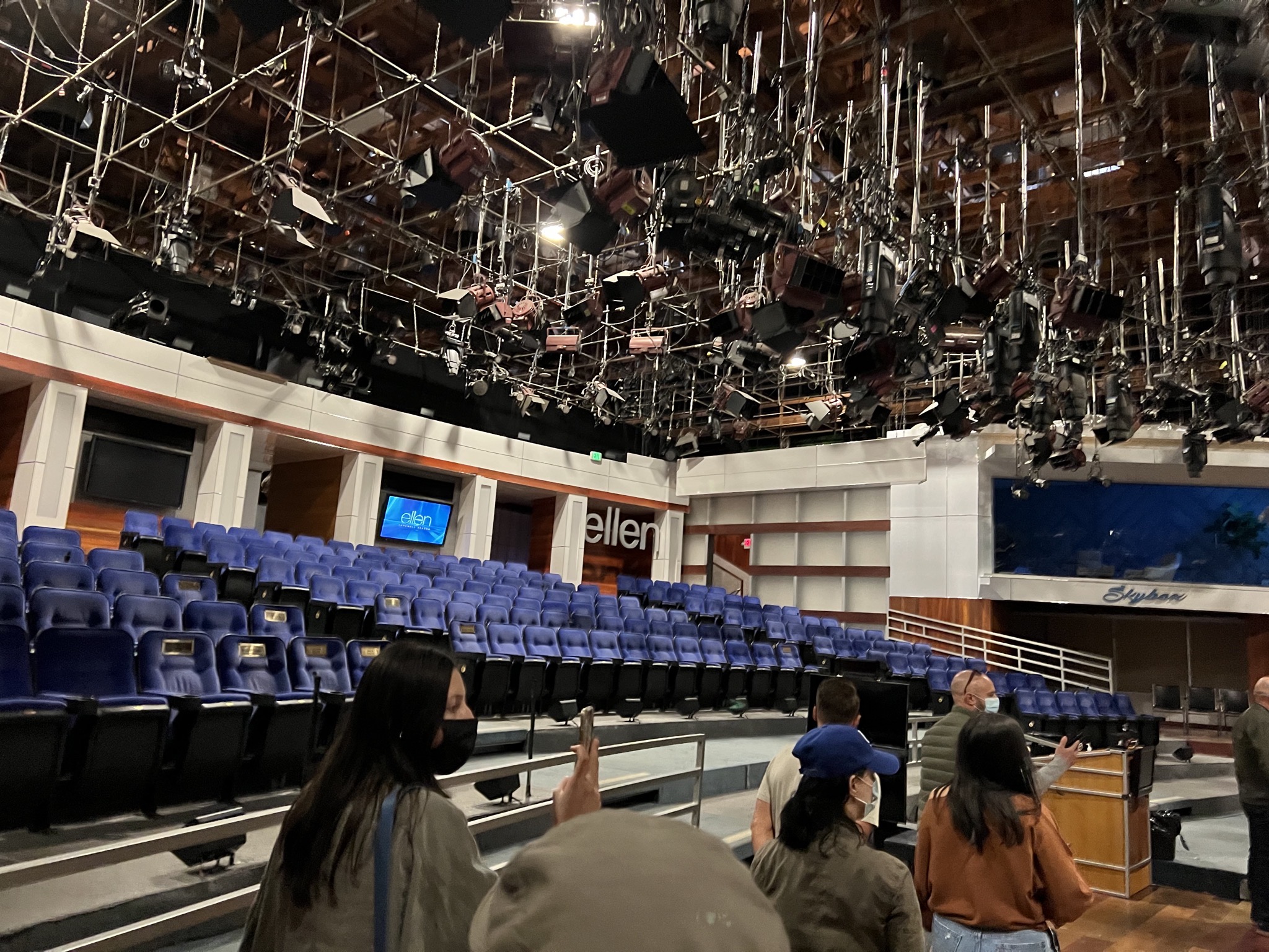 Ellen stage