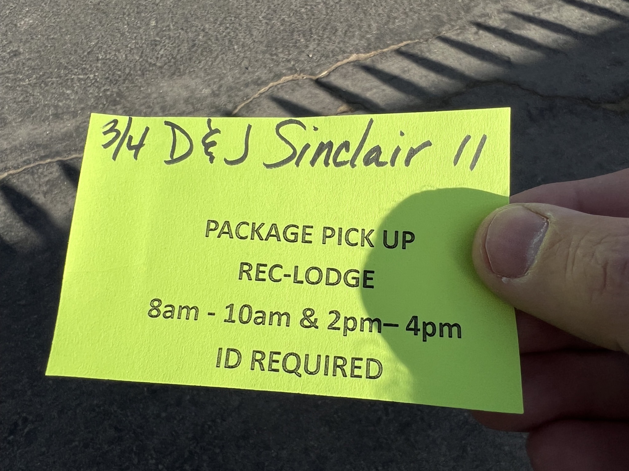 Package pick up note