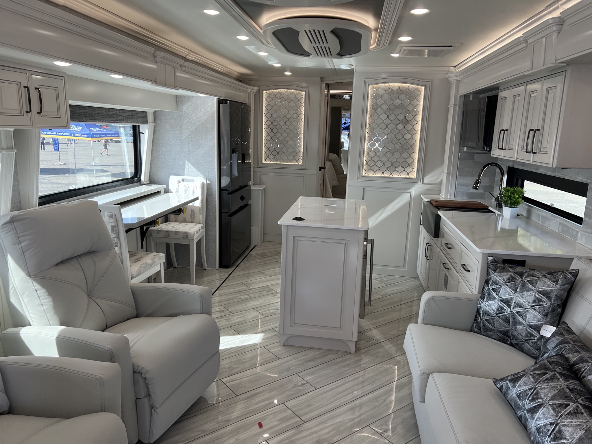 American Dream 39RK