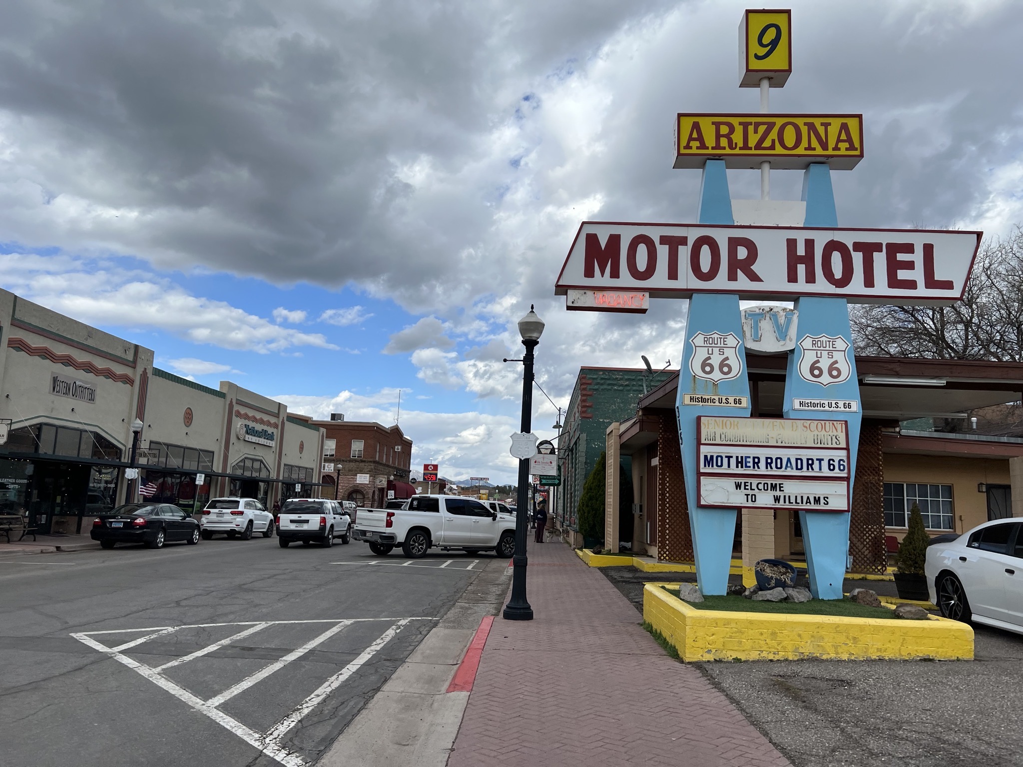 Motor hotel