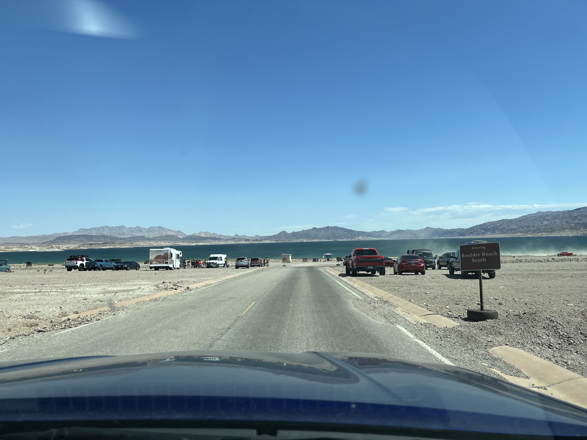 Drive to Lake Mead