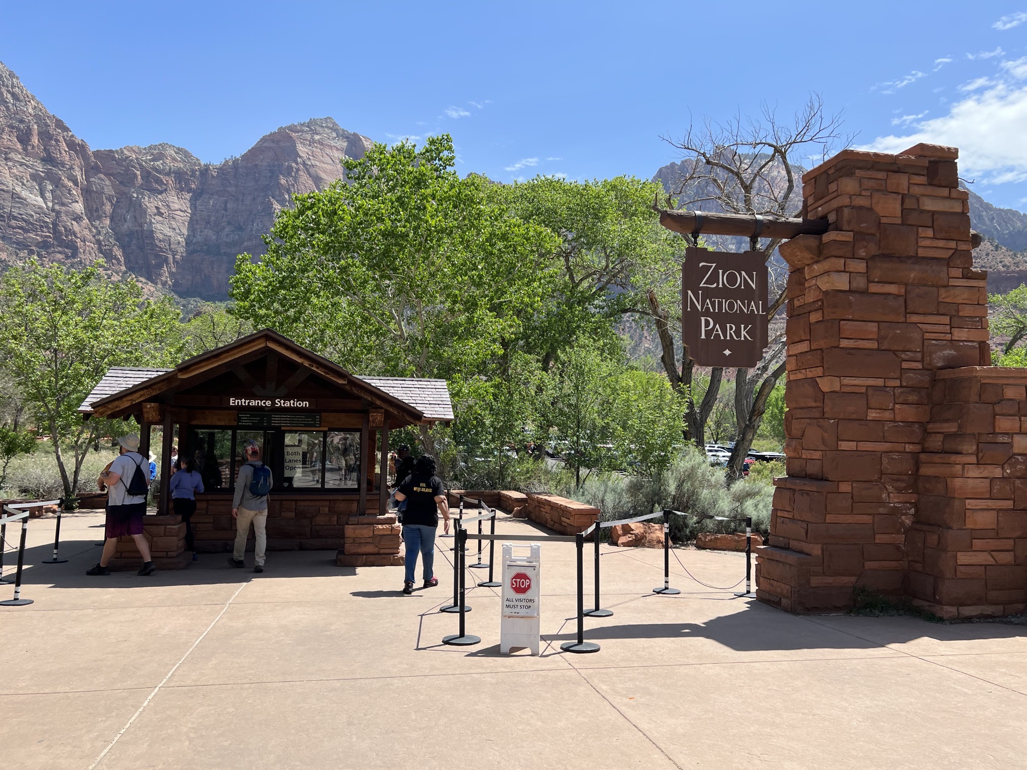 Walking to visitor center