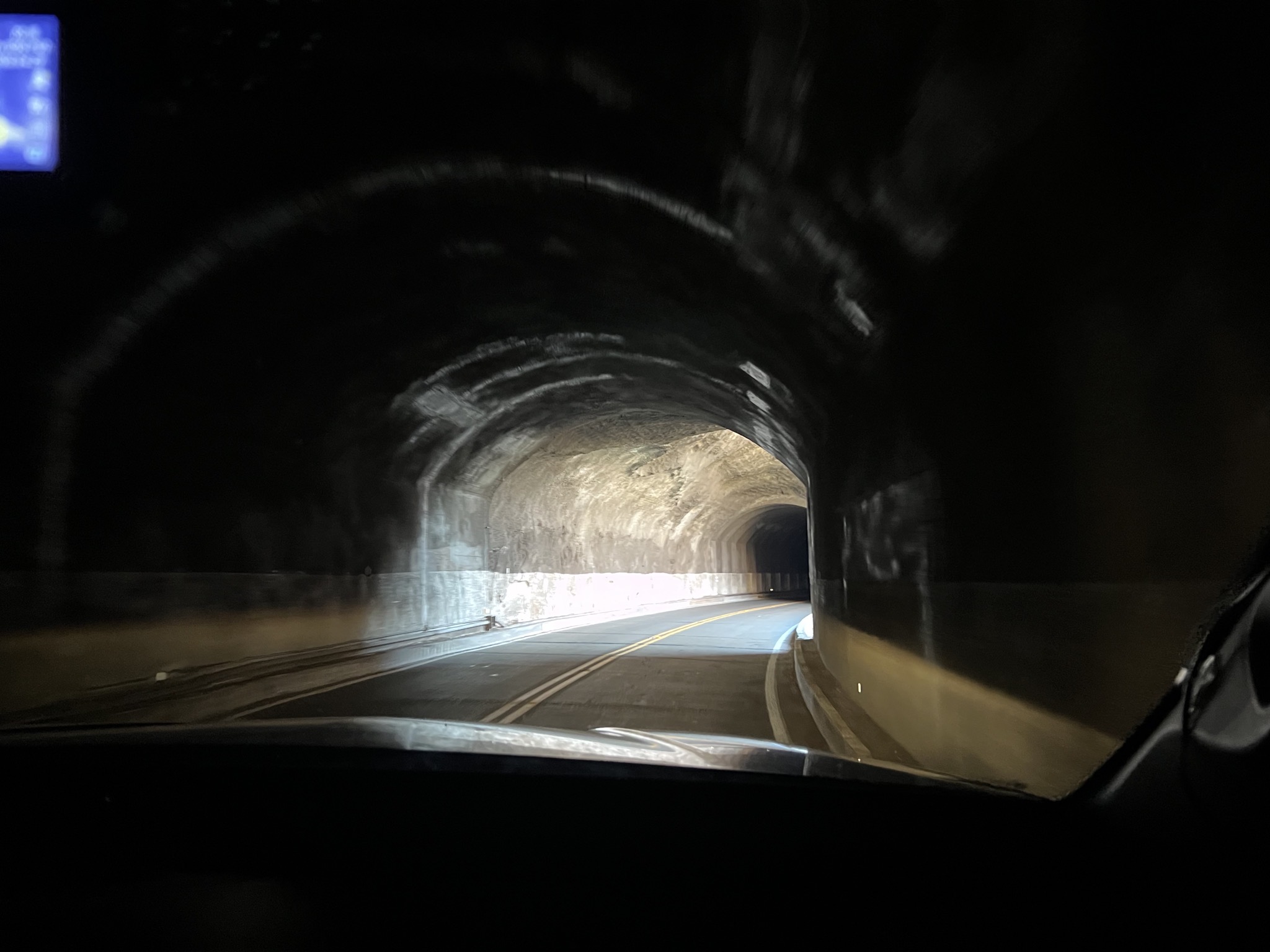 Tunnel