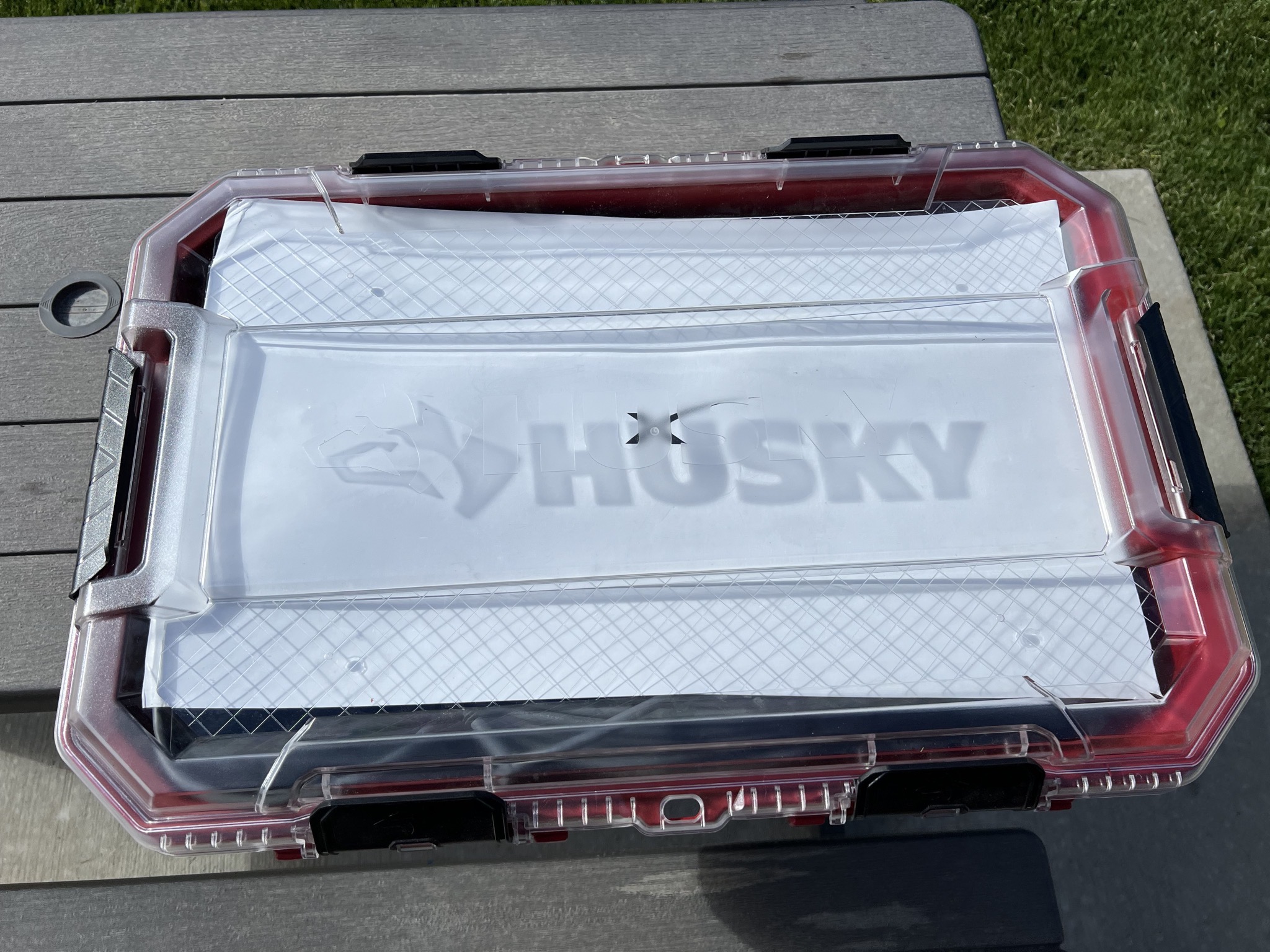 Husky container