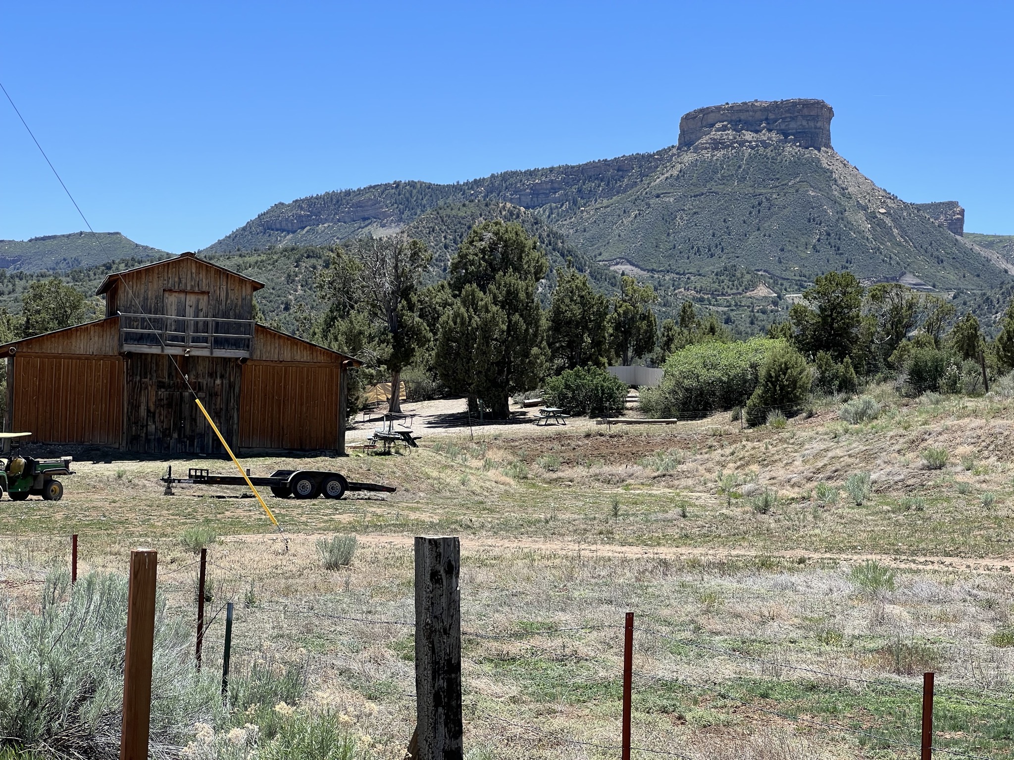 Barn and mesa