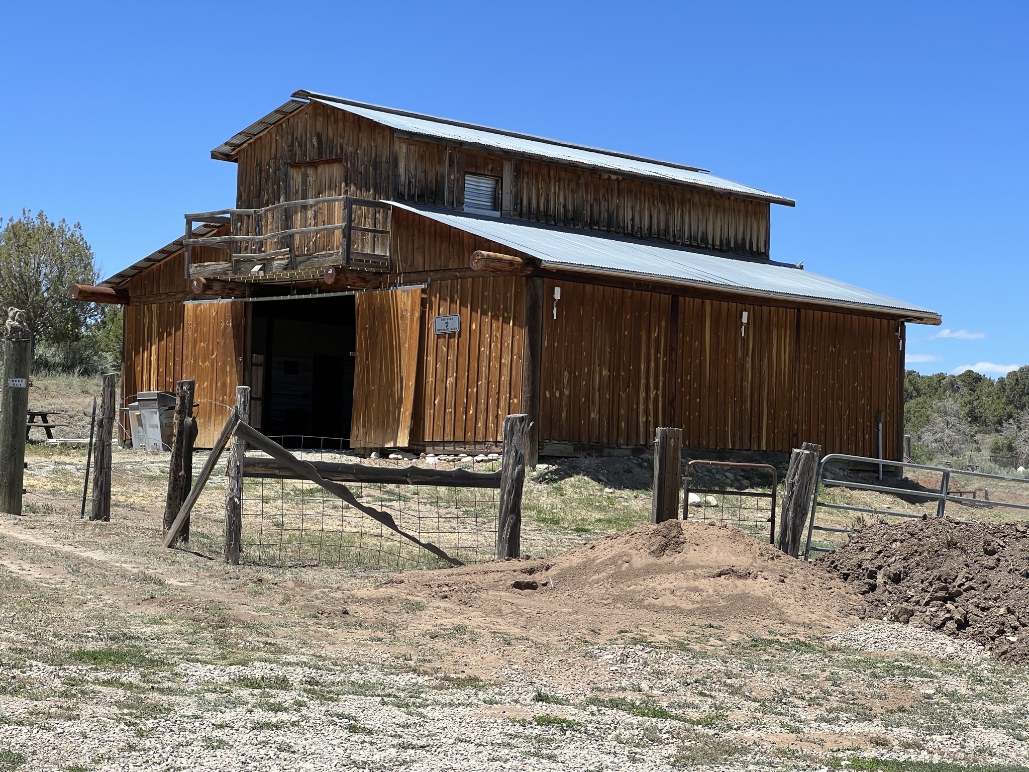 Barn