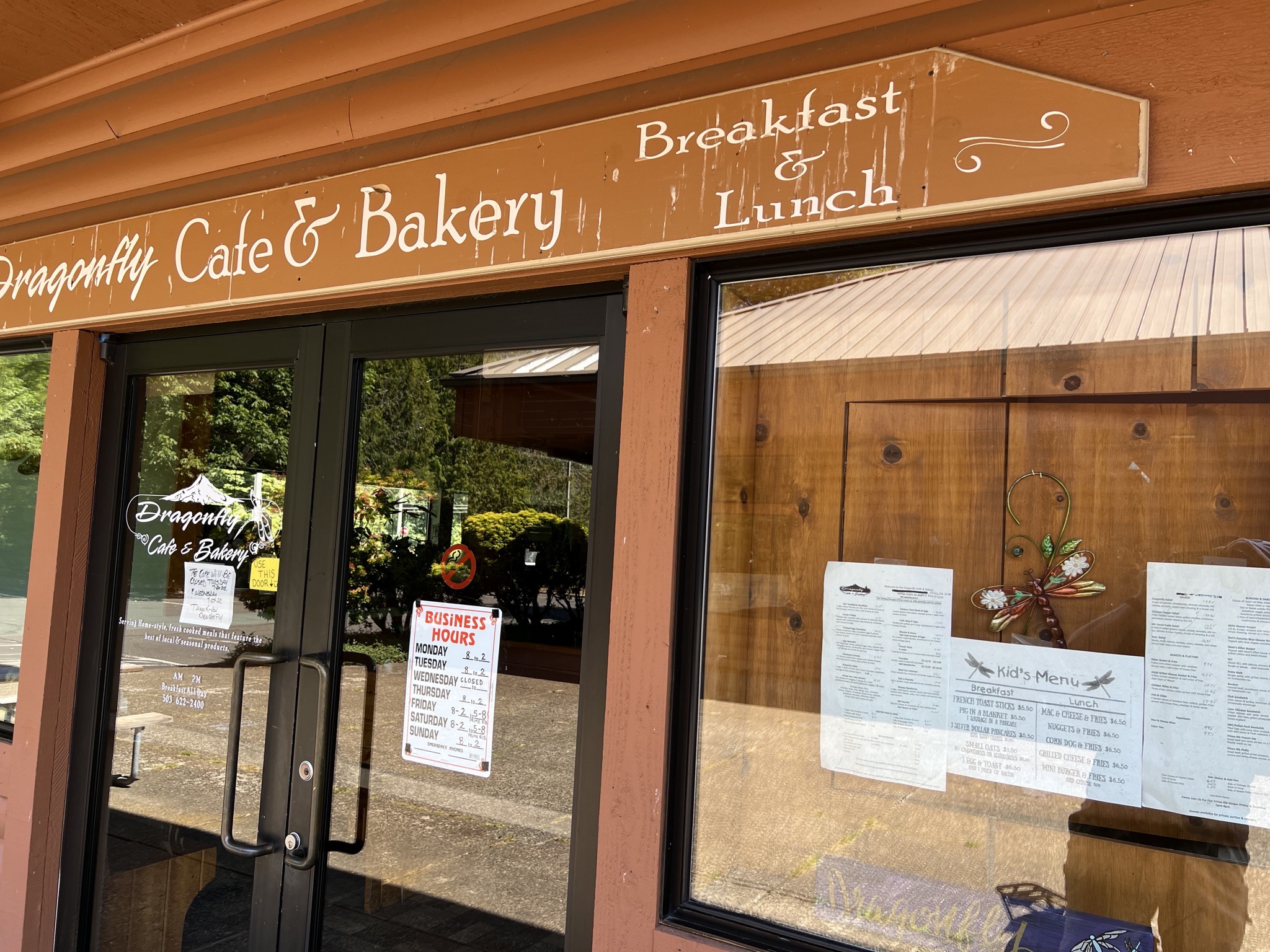 Dragonfly Cafe and Bakery