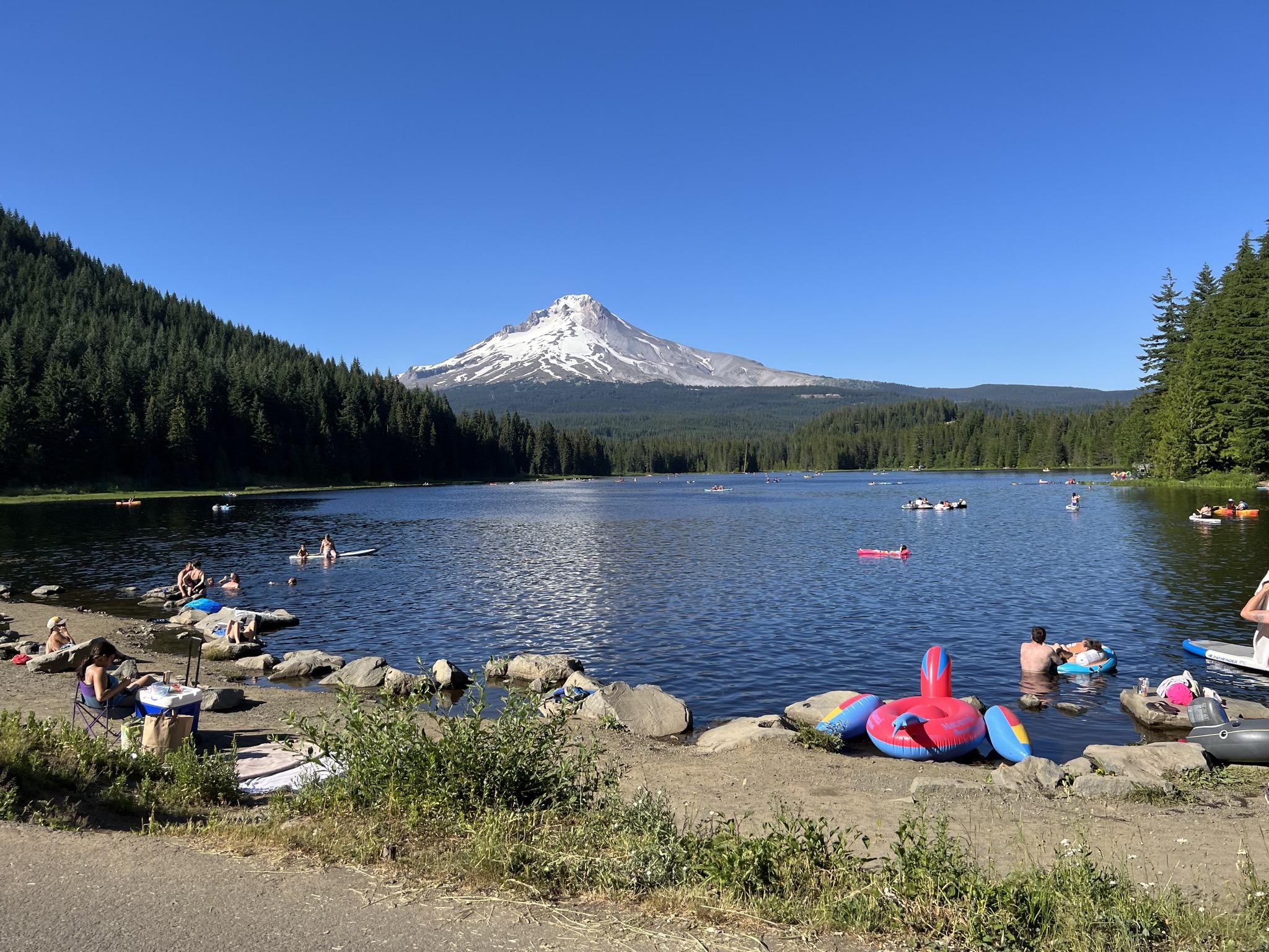 Trillium Lake and Mount Hood