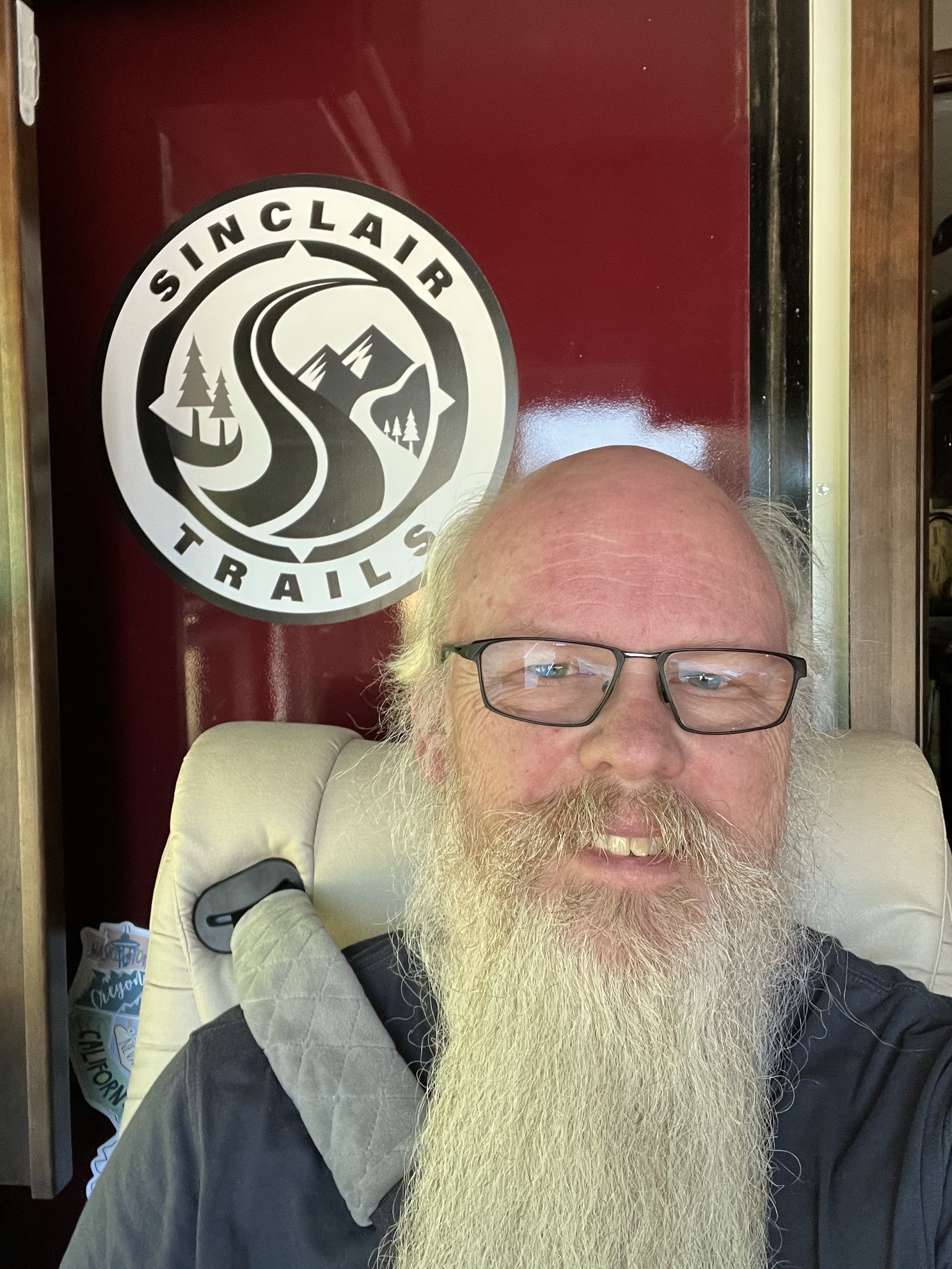 Sinclair Trails logo and David