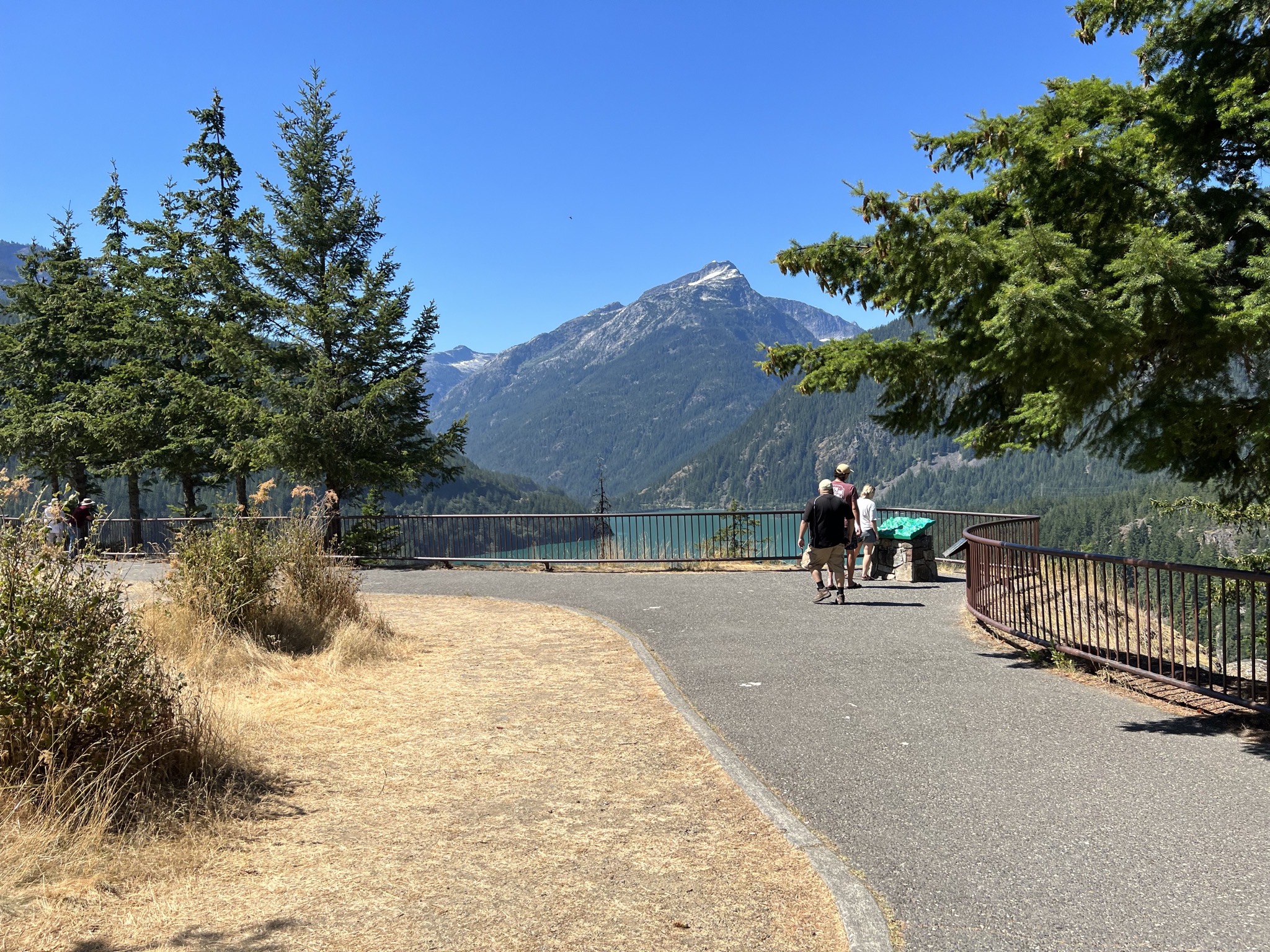 Viewpoint at Diablo Lake