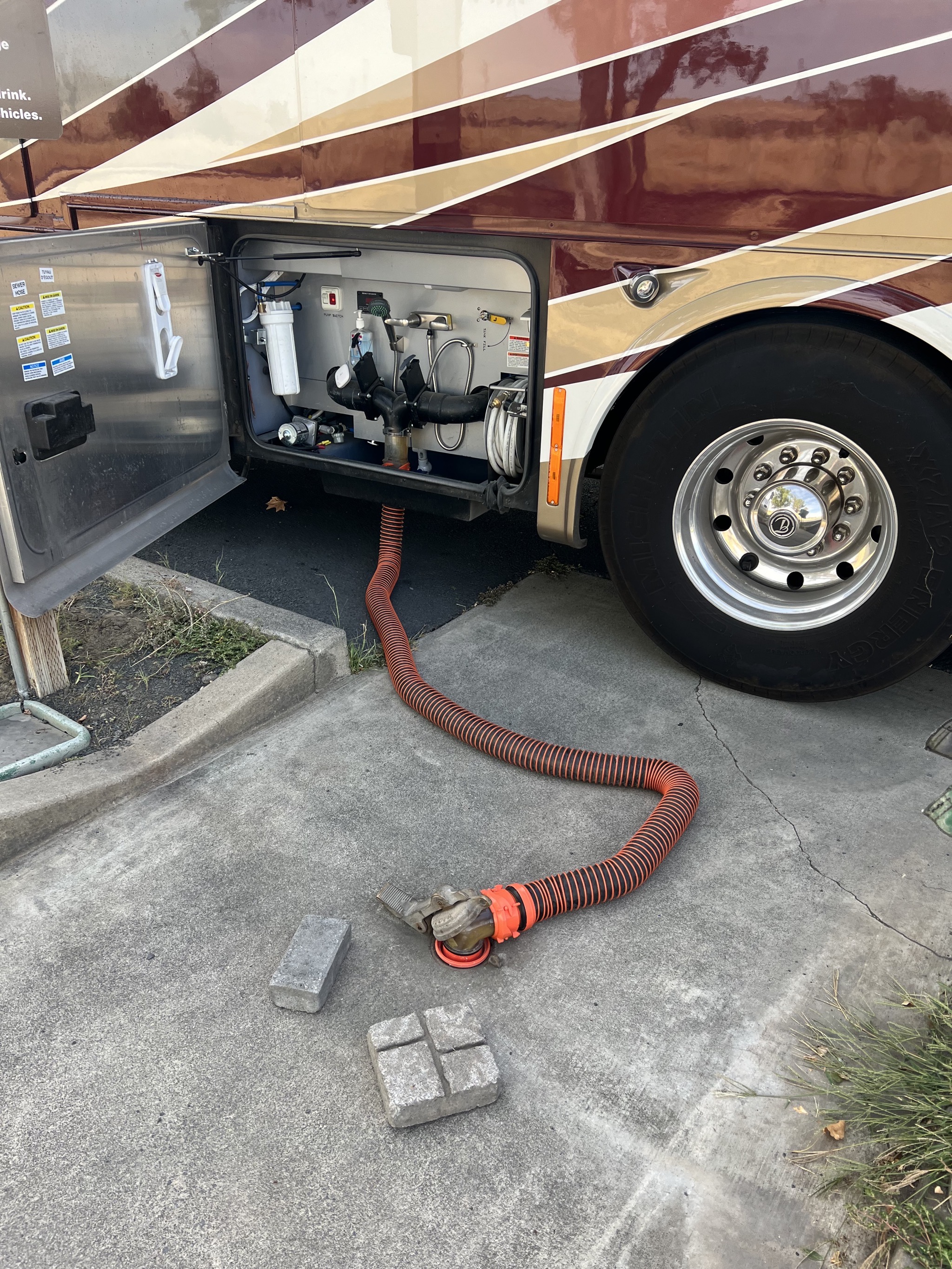 Dump station