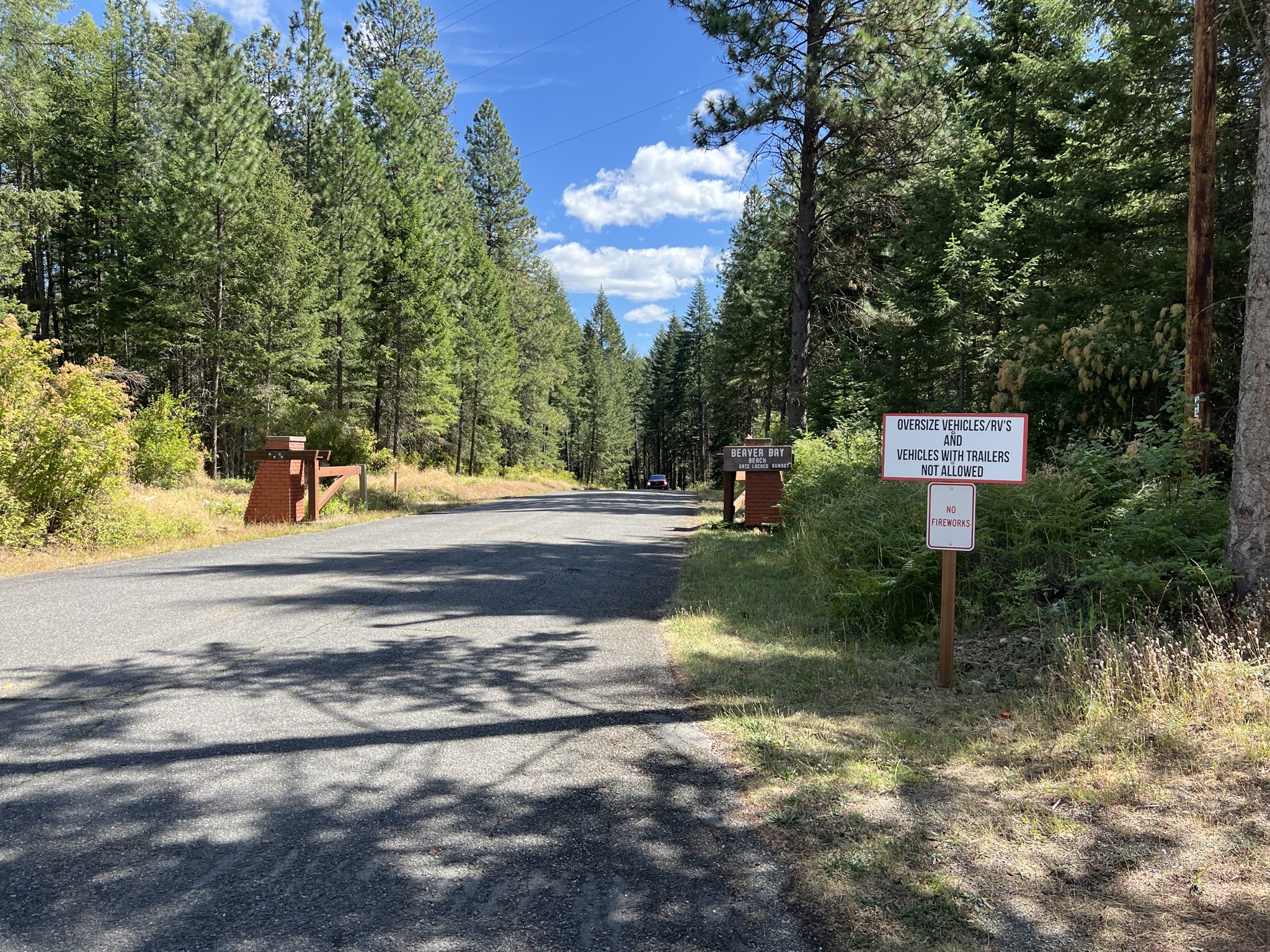 Entrance to beach road