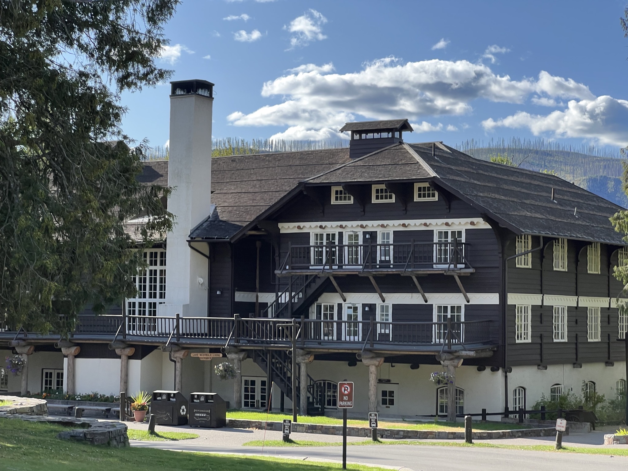 Lake McDonald Lodge