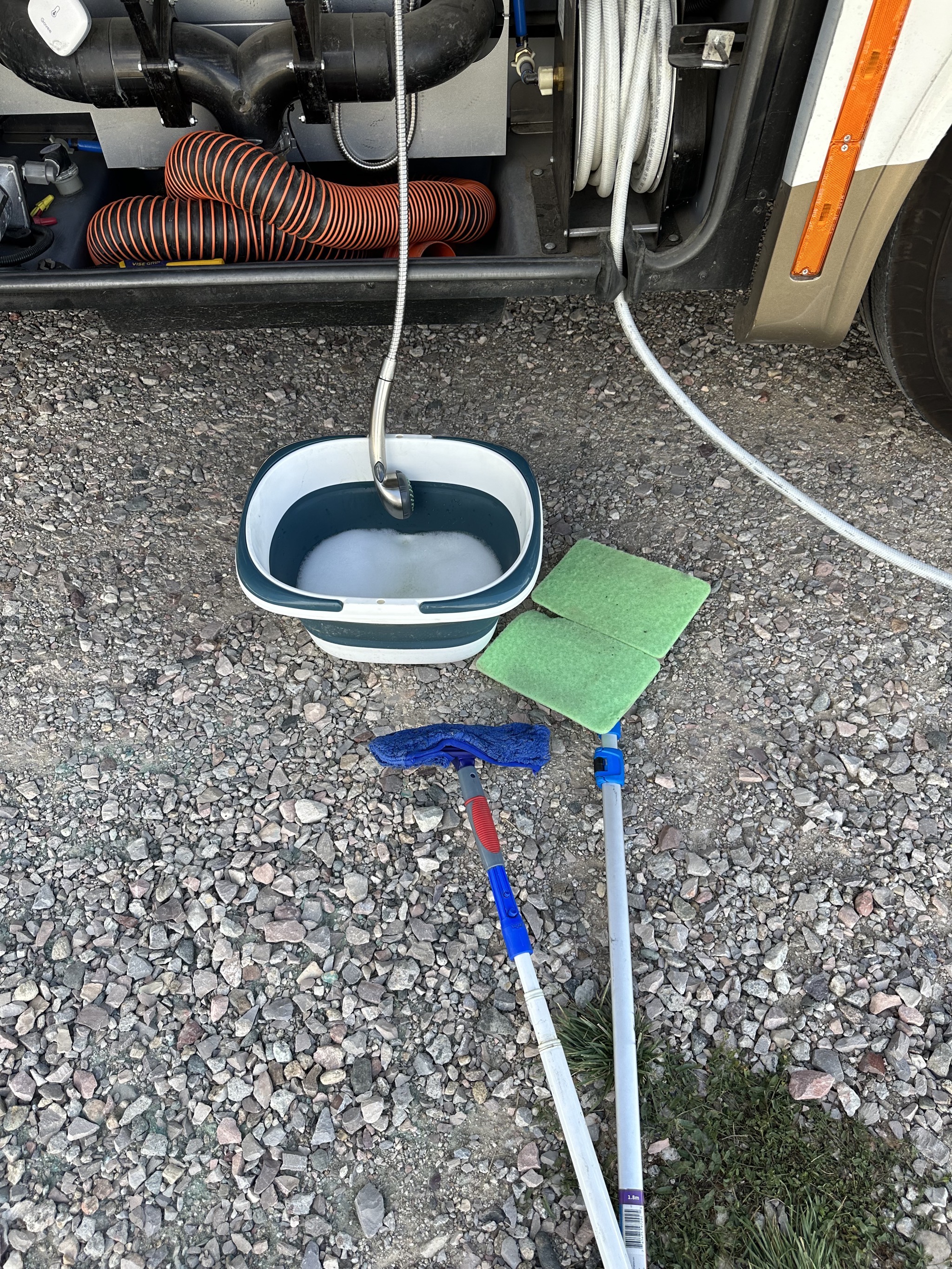 Windscreen cleaning