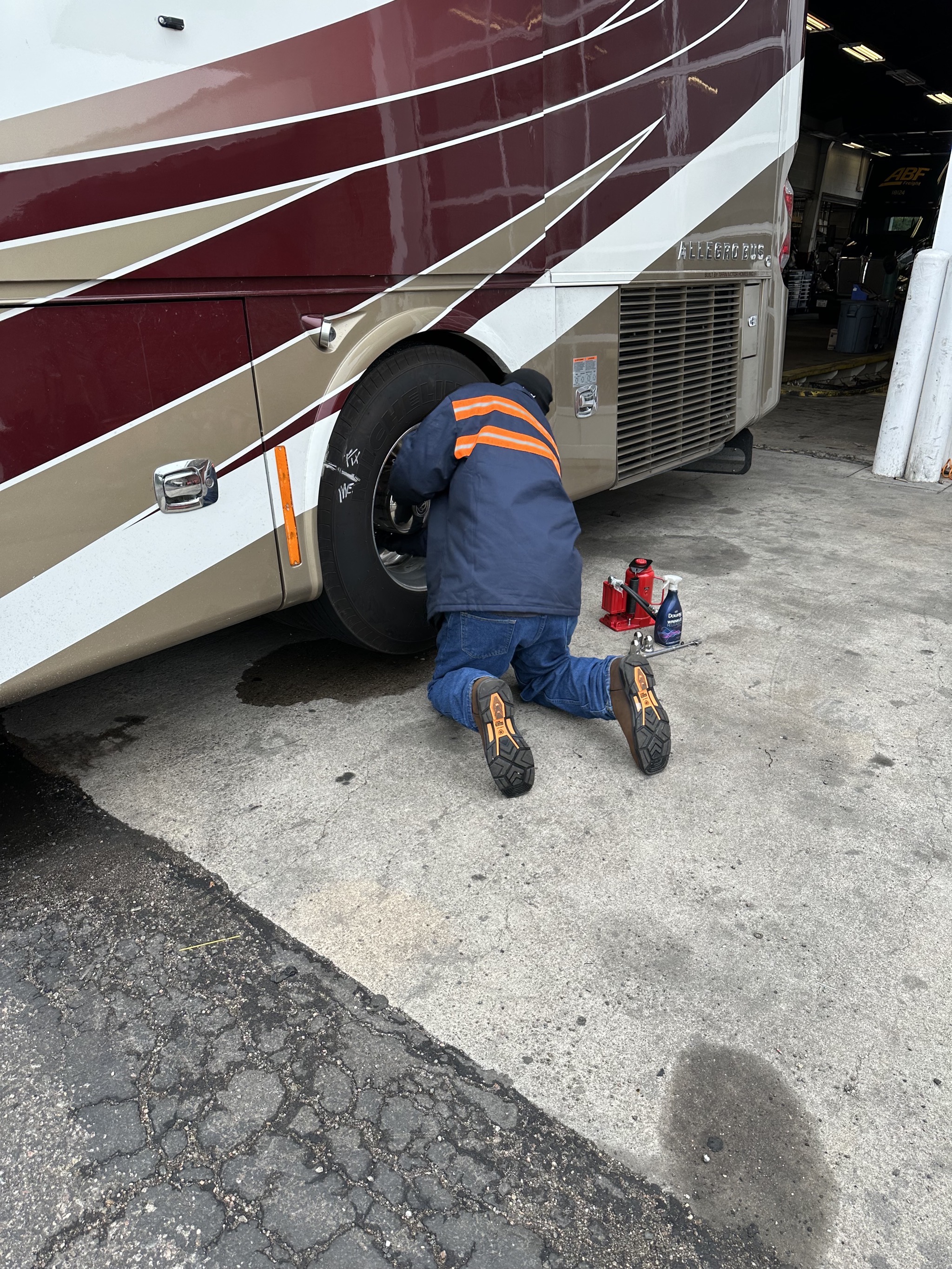Removing tire