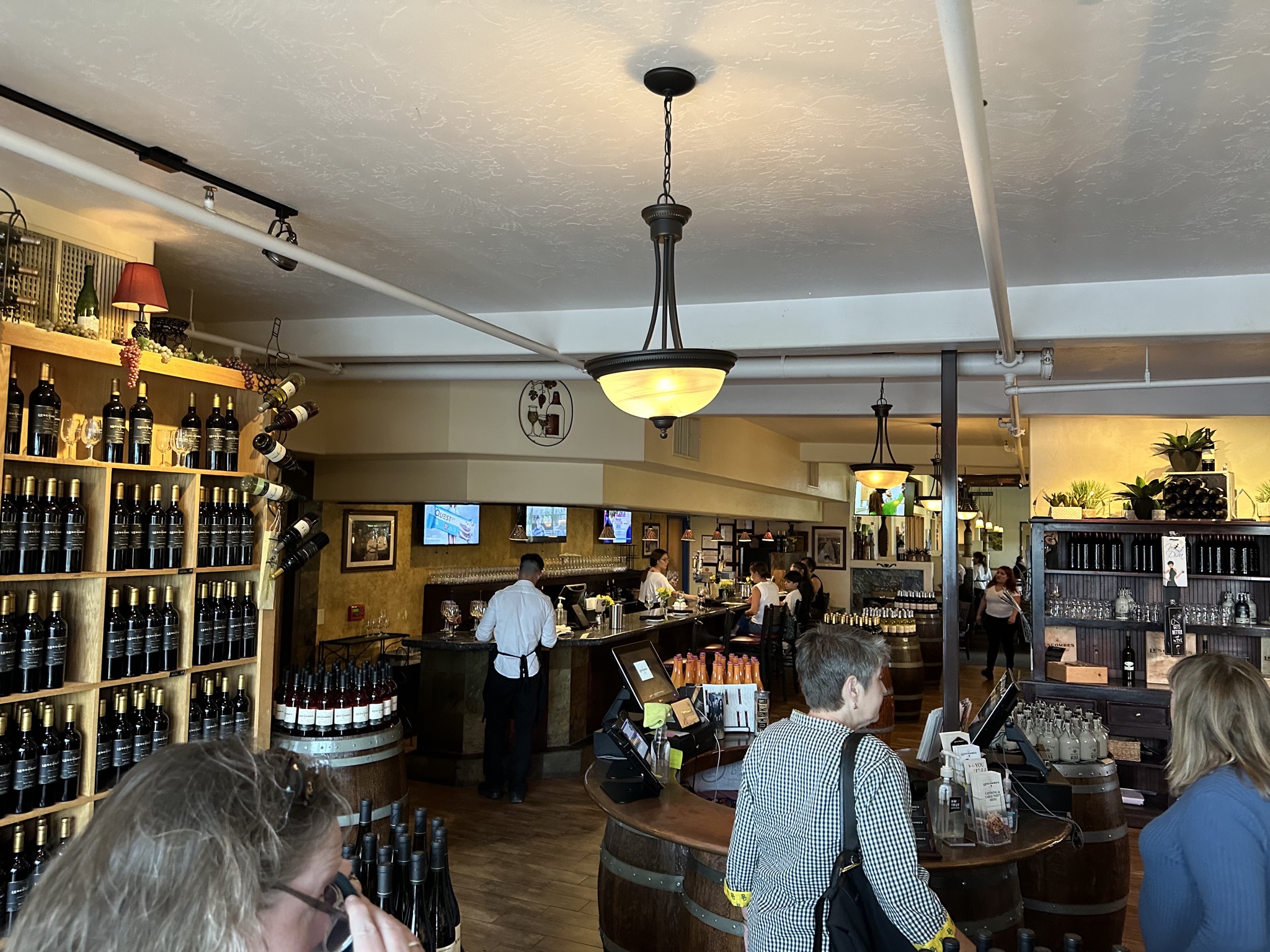 D.H. Lescombes Winery & Bistro