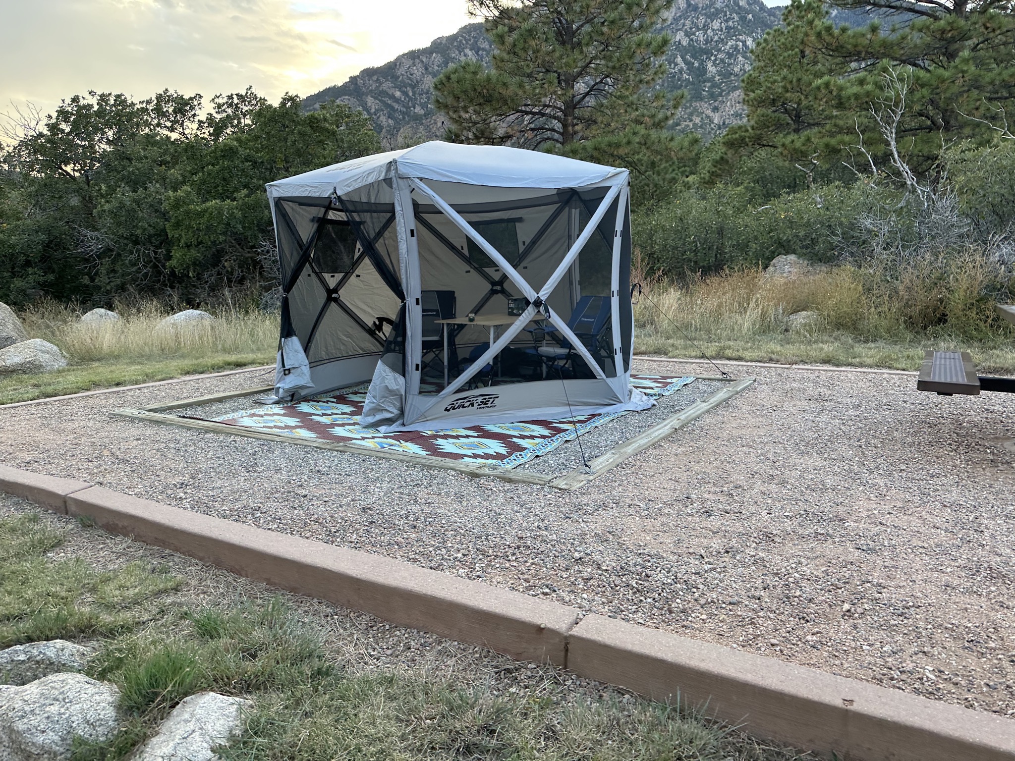 Clam gazebo