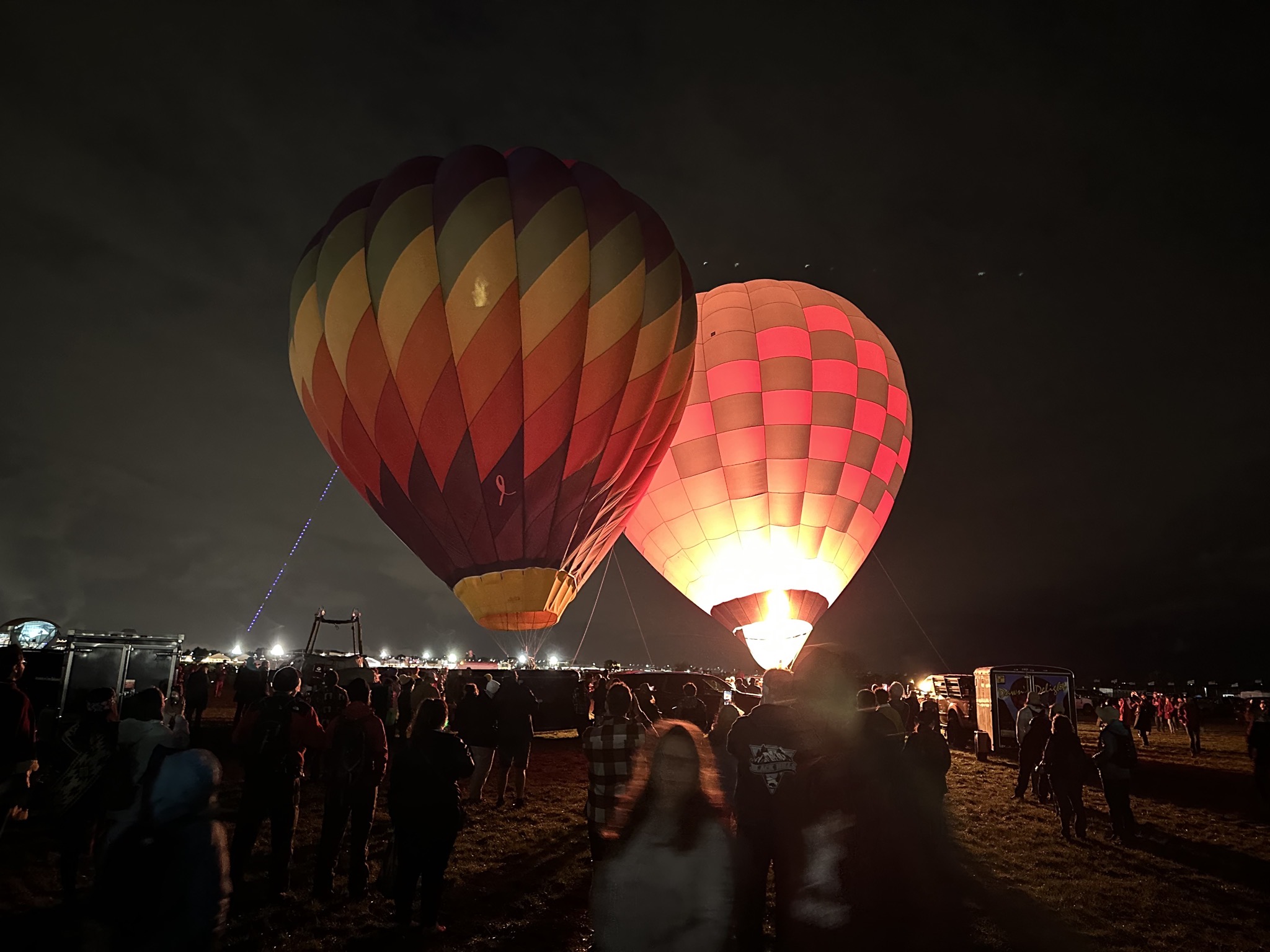 Balloon glows