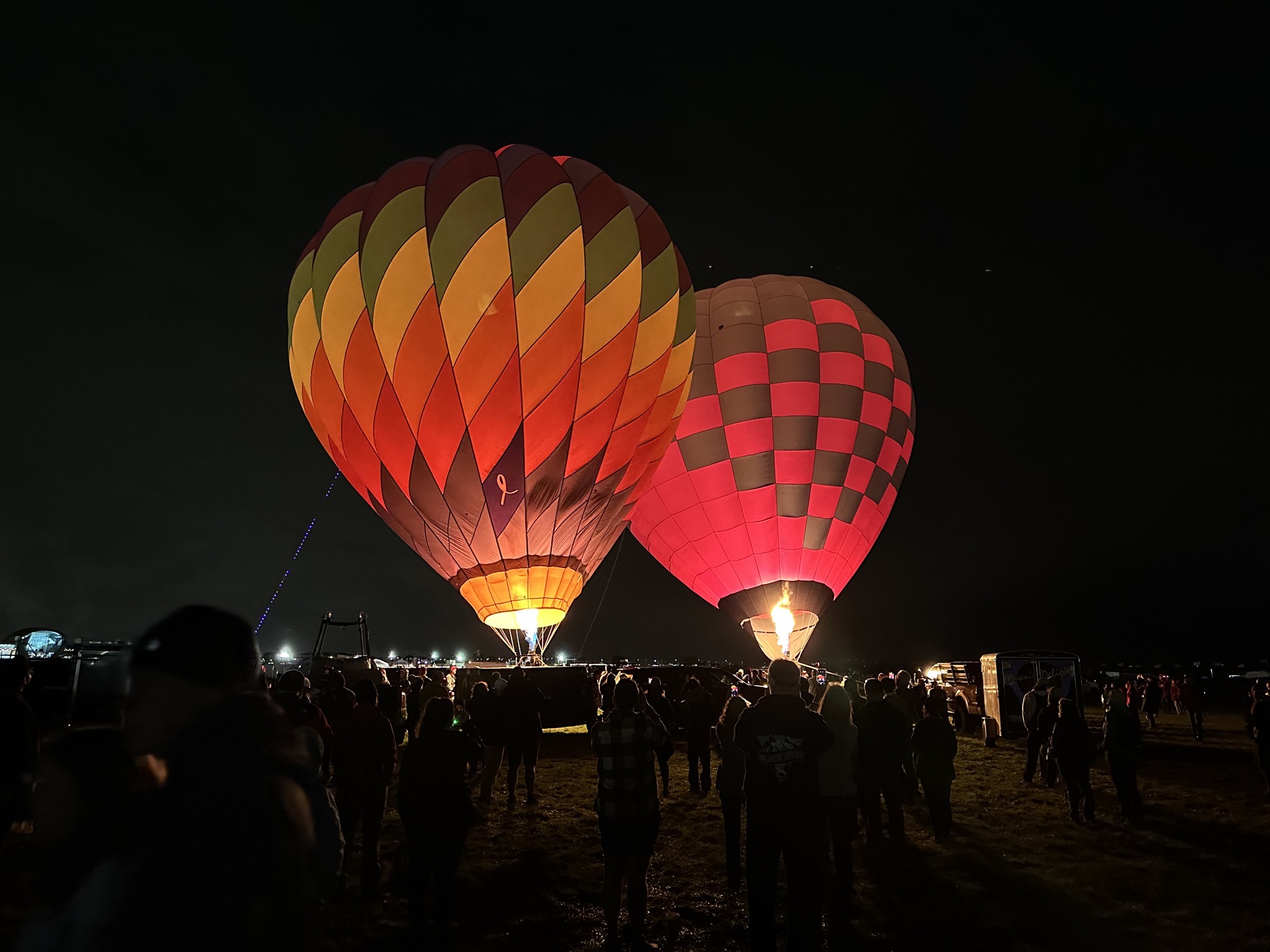 Balloon glows