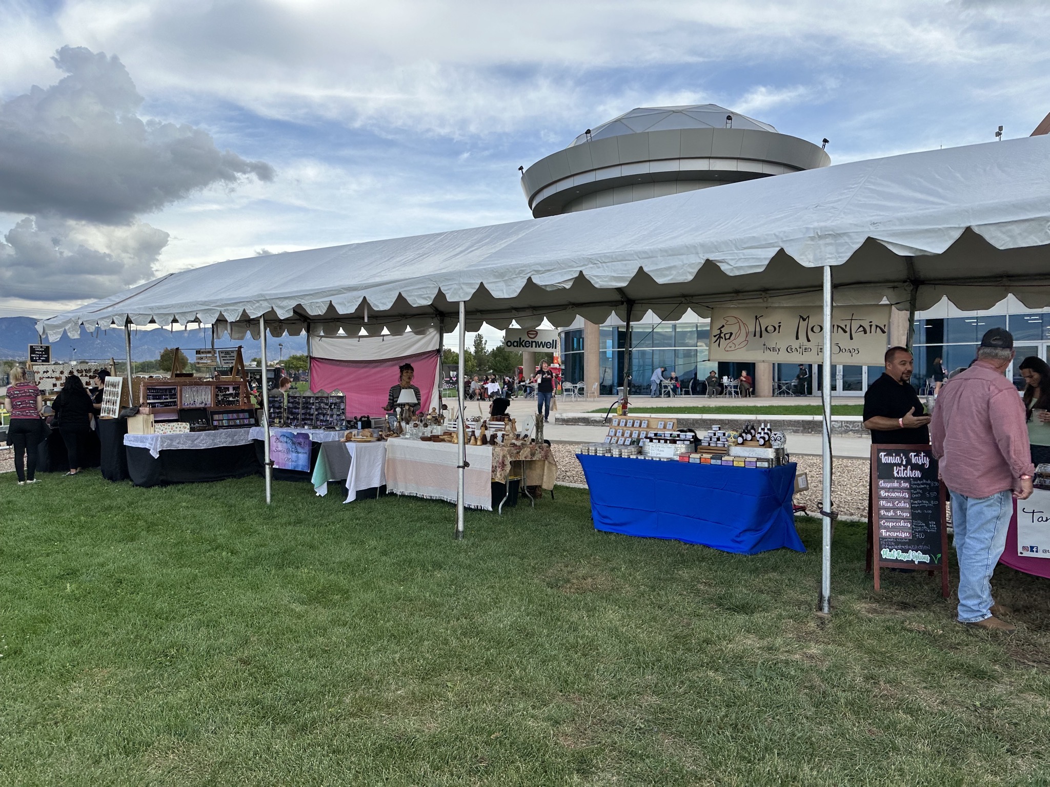 Craft vendors