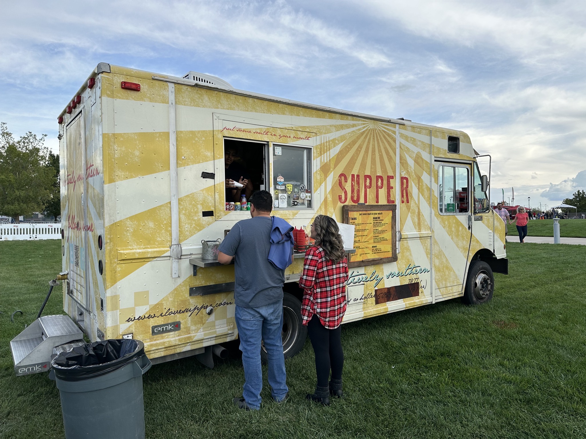 Food cart