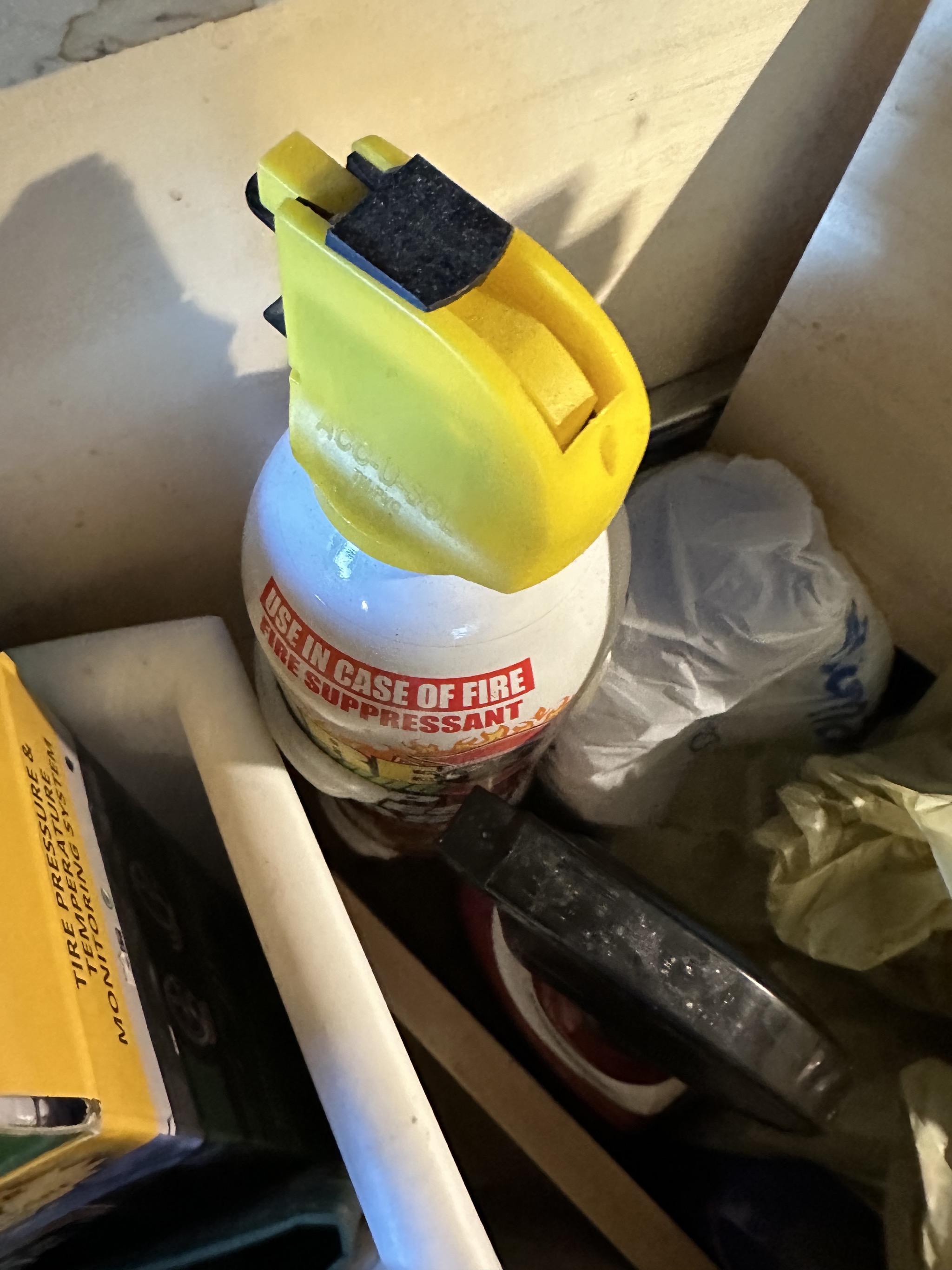Fire extinguisher