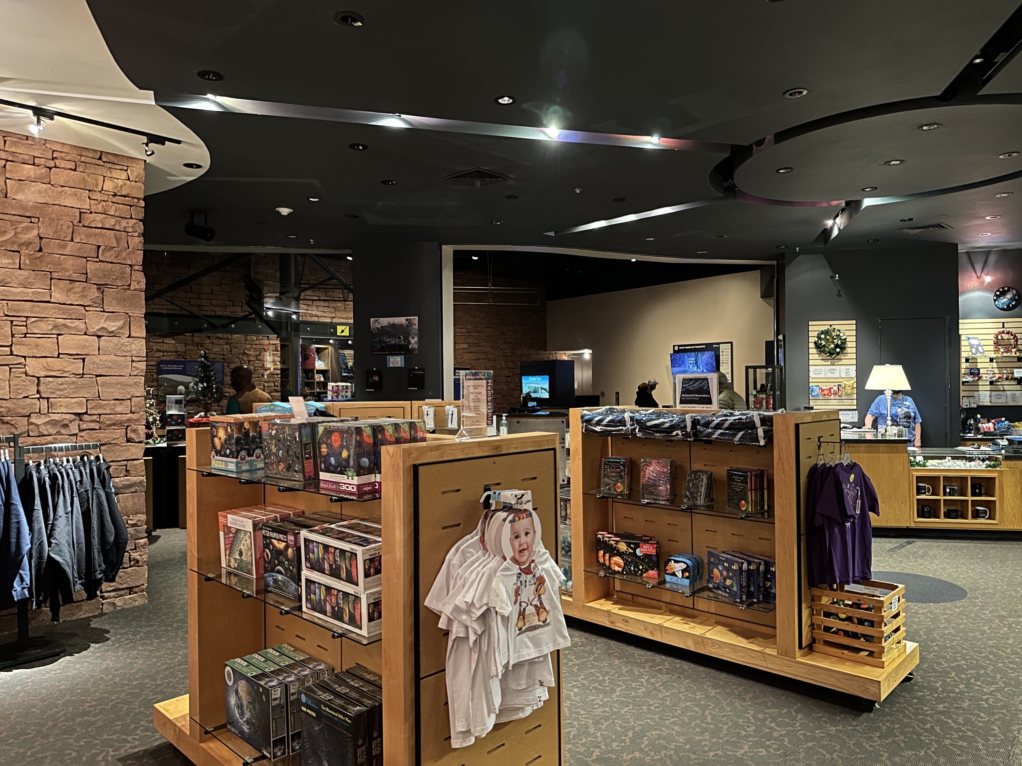 Gift store