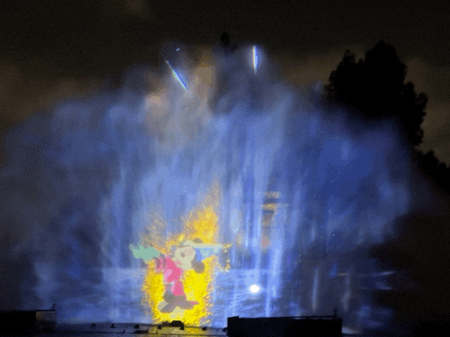 Fantasmic! show
