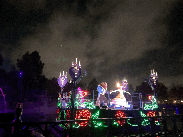 Fantasmic! show