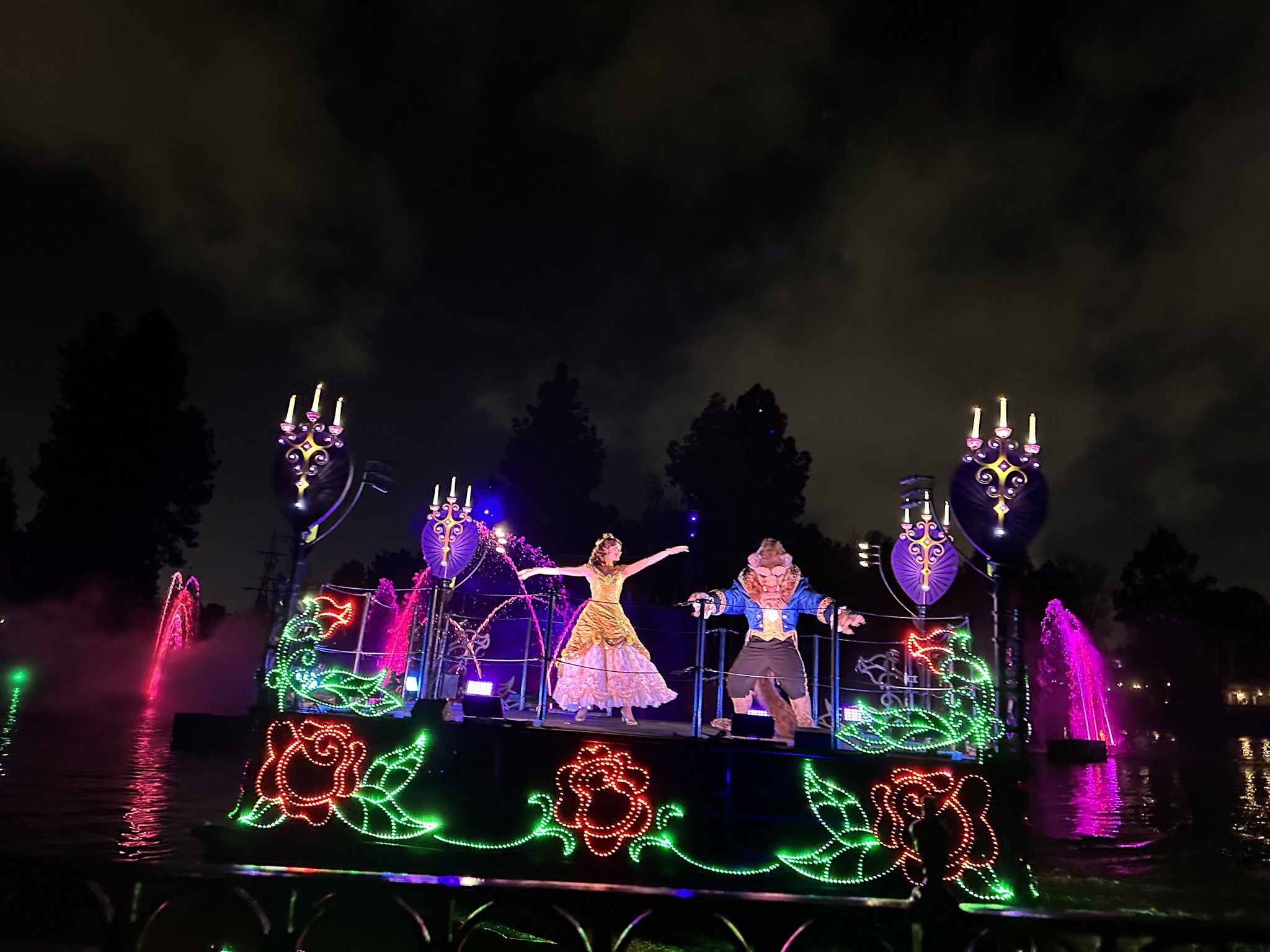 Fantasmic! show
