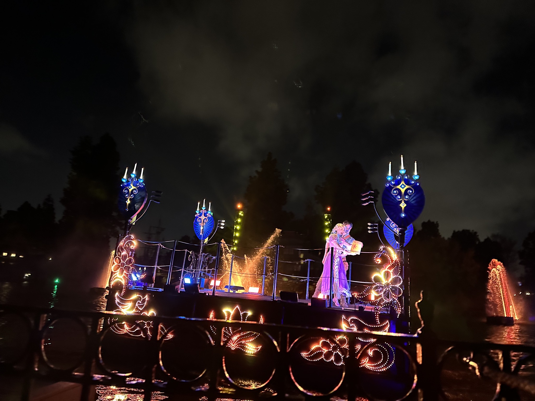 Fantasmic! show