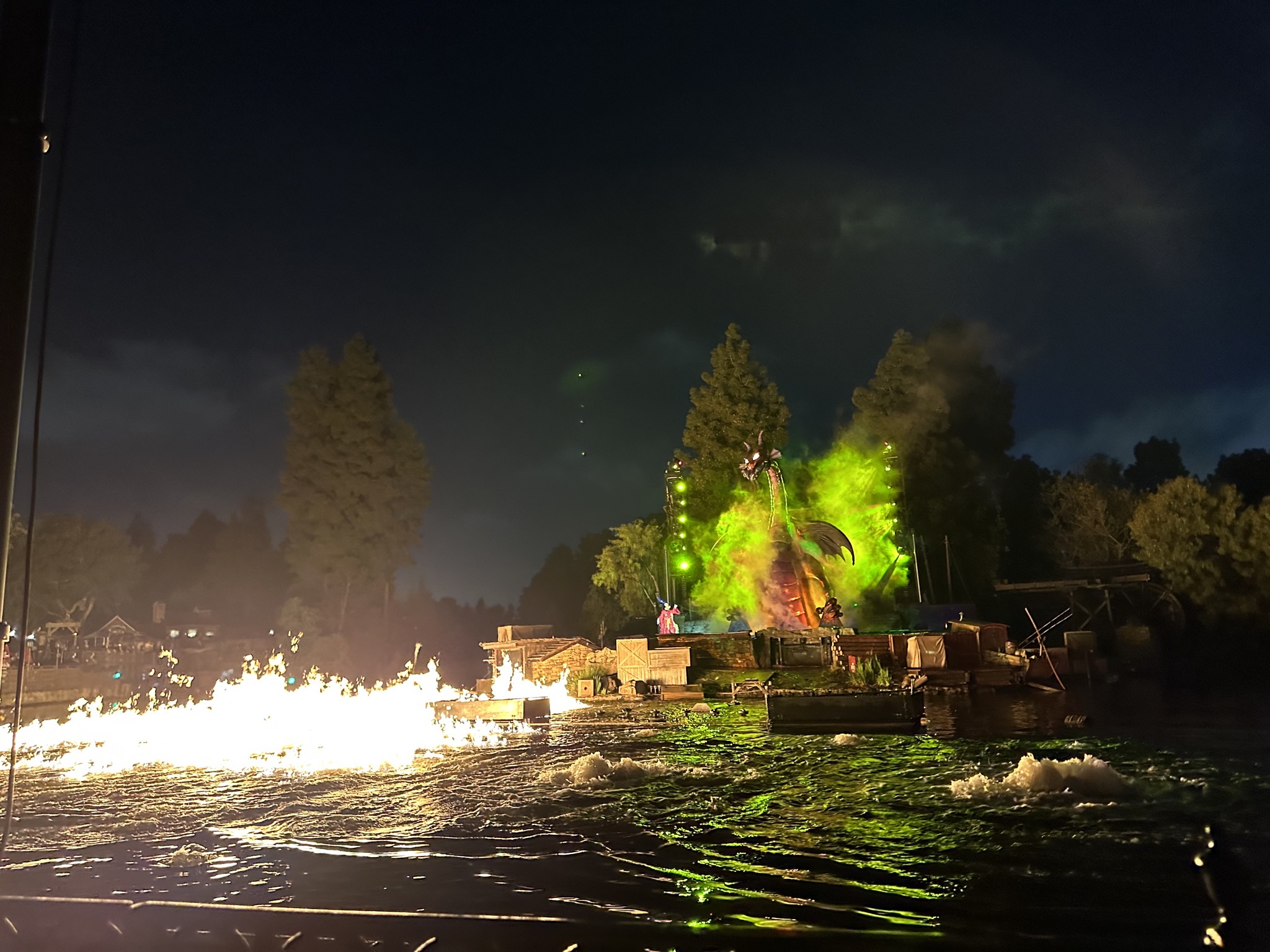 Fantasmic! show