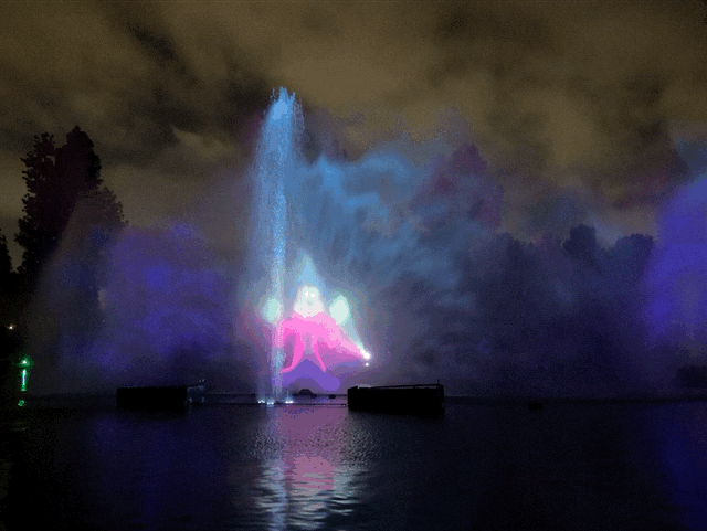 Fantasmic! show