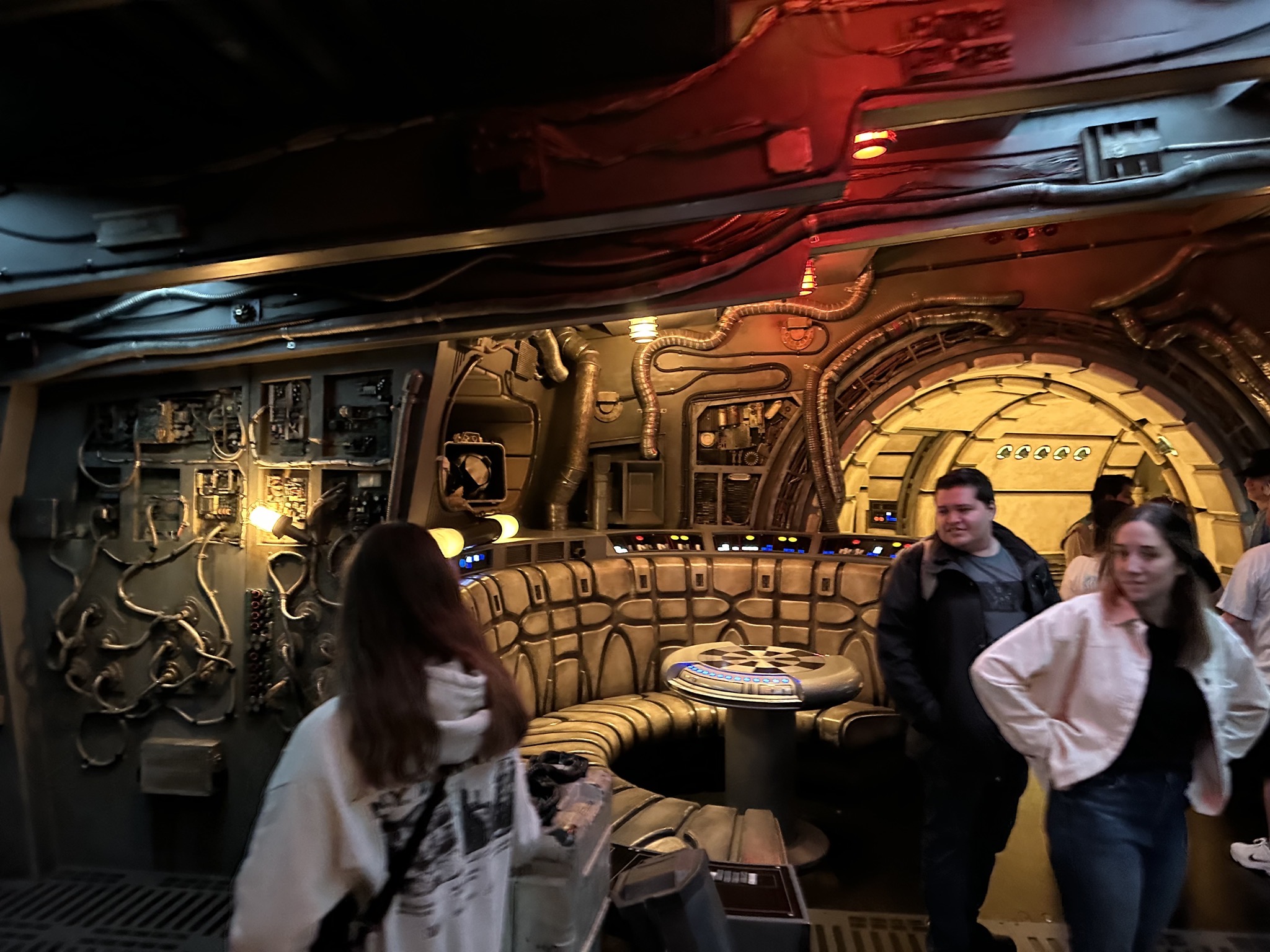 Millennium Falcon: Smugglers Run ride