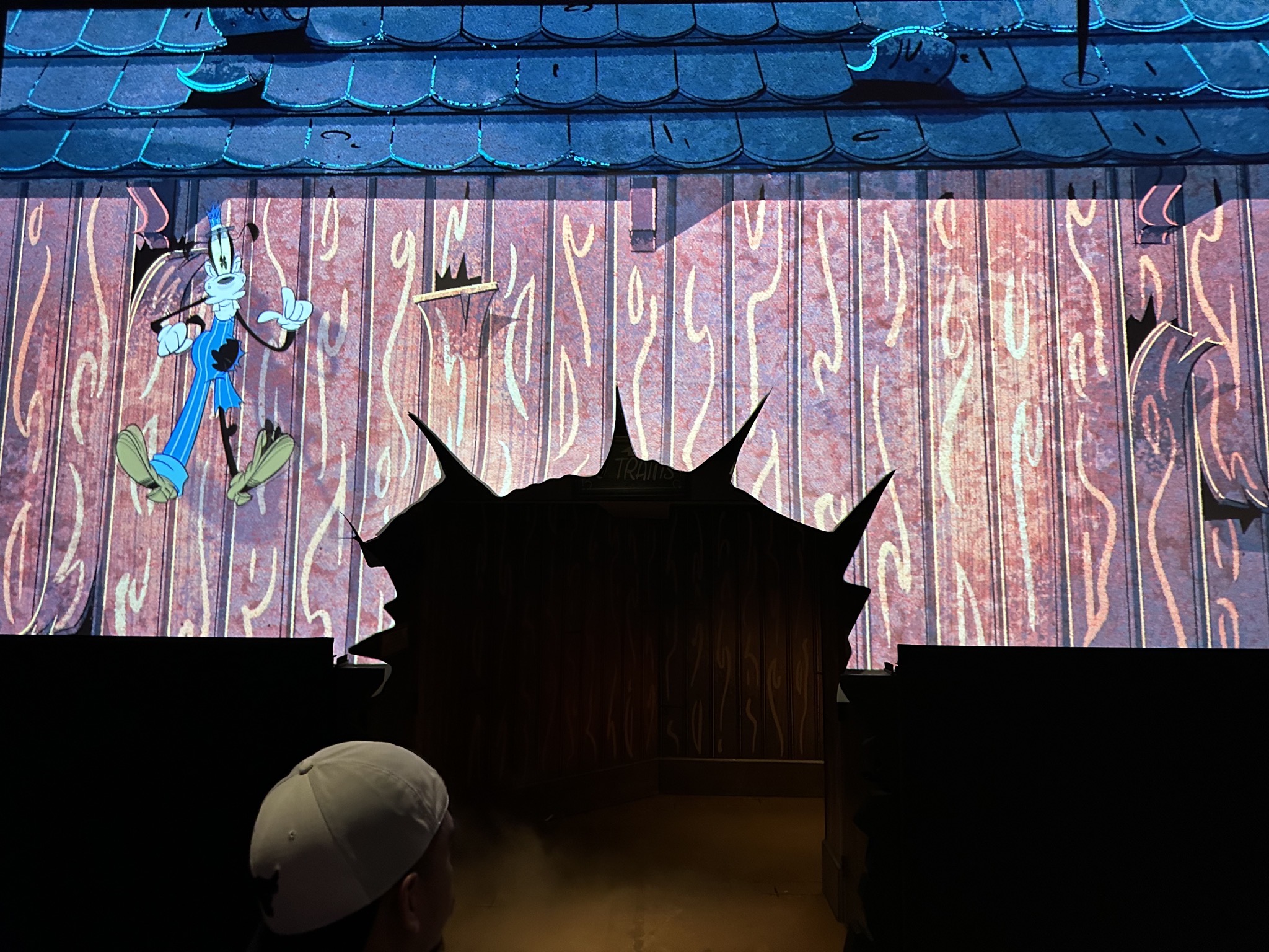 Mickey & Minnie's Runaway Railway ride