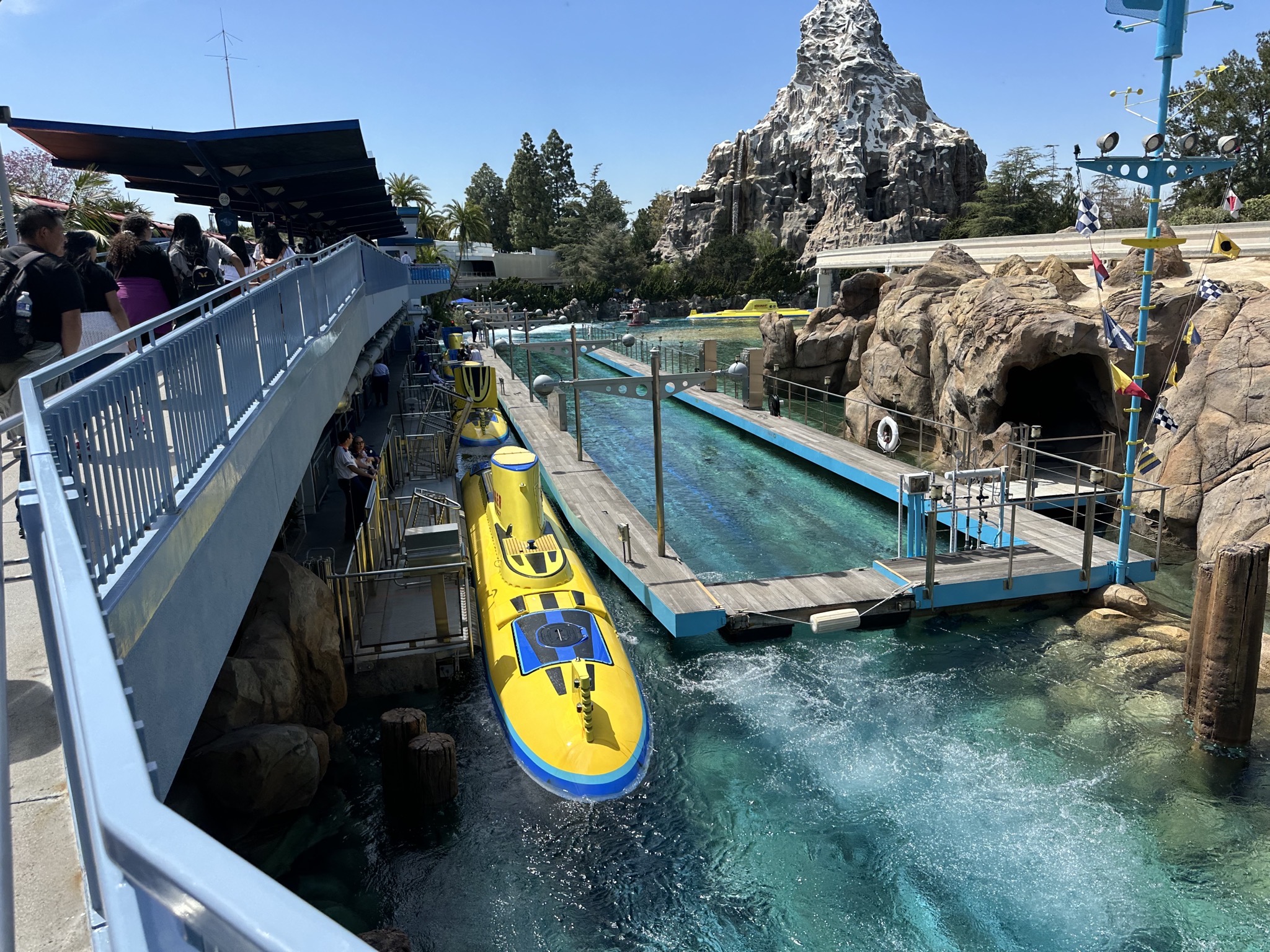Finding Nemo Submarine Voyage