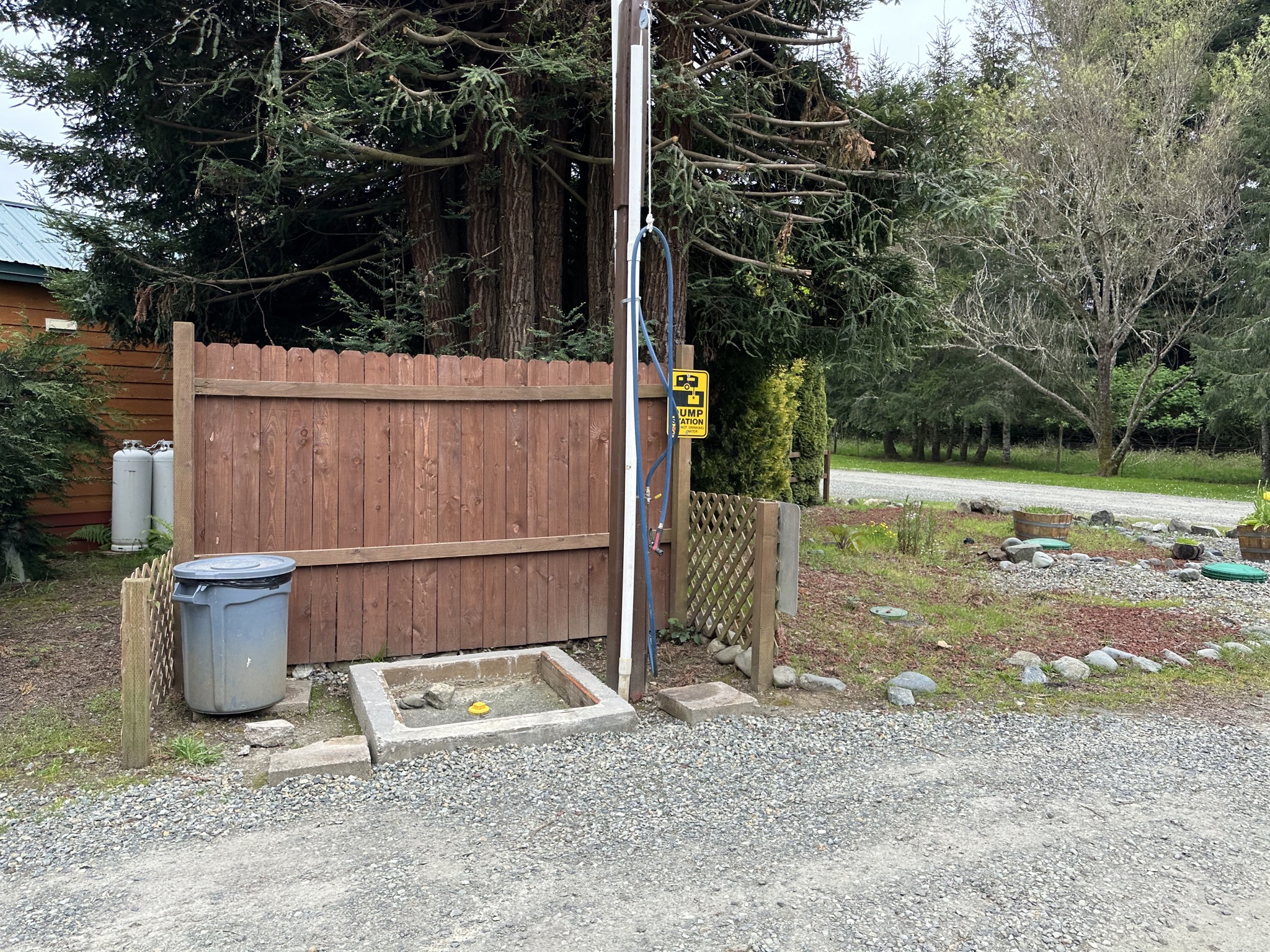 Dump station